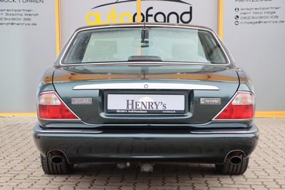 26904897f - Jaguar XJ 4.0 V8, EZ 09/1997, Fahrgestellnummer: SAJJHALD4CR812753, Laufleistung ca. ...