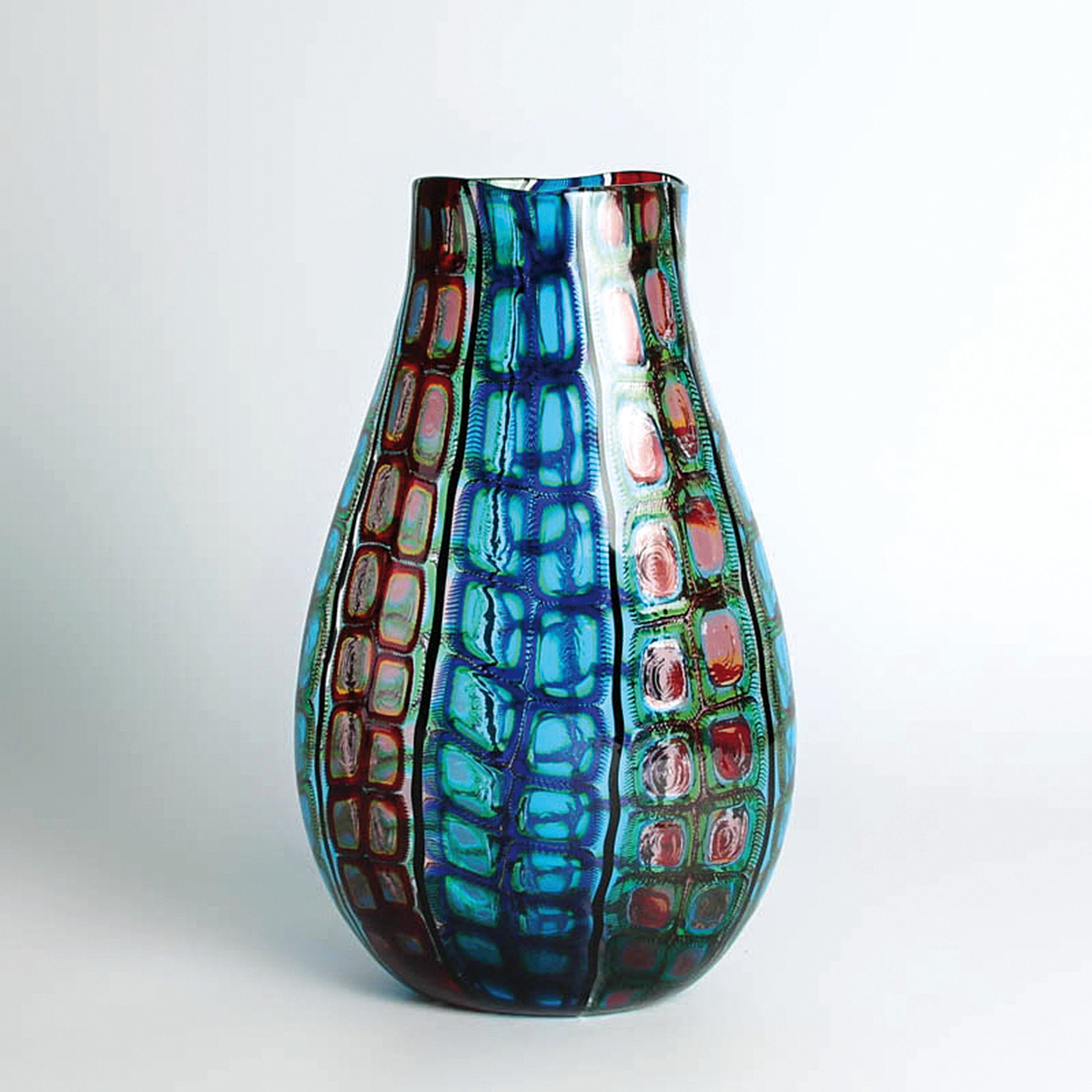 Murrine-Glasvase, Adriano Dalla Valentina (geb. 1945), Murano, zusammengeschmolzene Murrinen und Canes in verschiedenen Farben, unsigniert, H. 30 cm