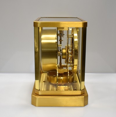 26904966c - Jaeger-LeCoultre Drehpendel-Tischuhr Atmos VIII Referenz 5909, Schweiz um 1980, verg., ...