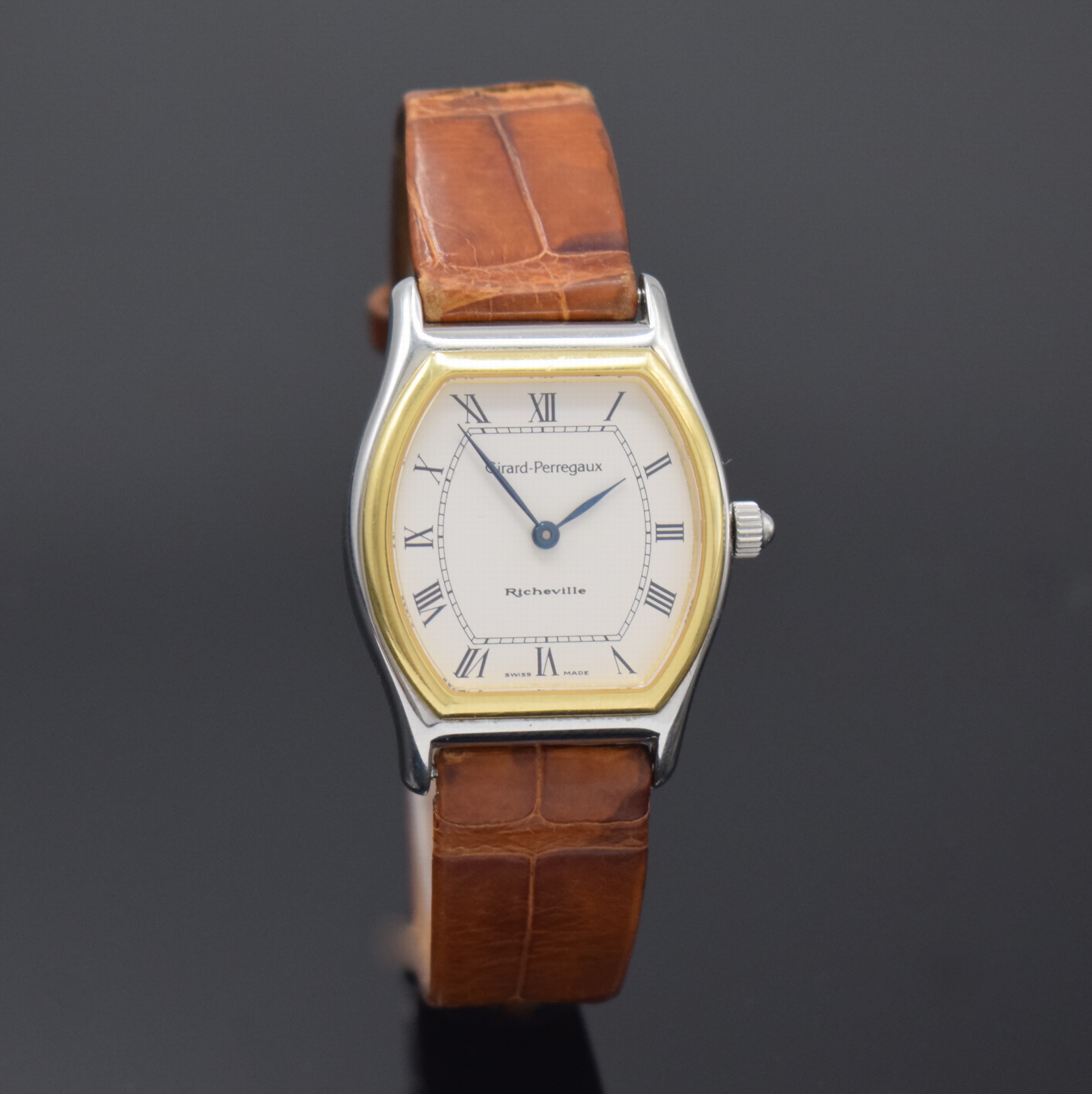 Detail b: GIRARD-PERREGAUX Richeville Damenarmbanduhr Referenz 2602, Schweiz um 1995, Automatik, tonneauförmiges Geh. in Edelstahl/Gold komb. inkl. orig. ...