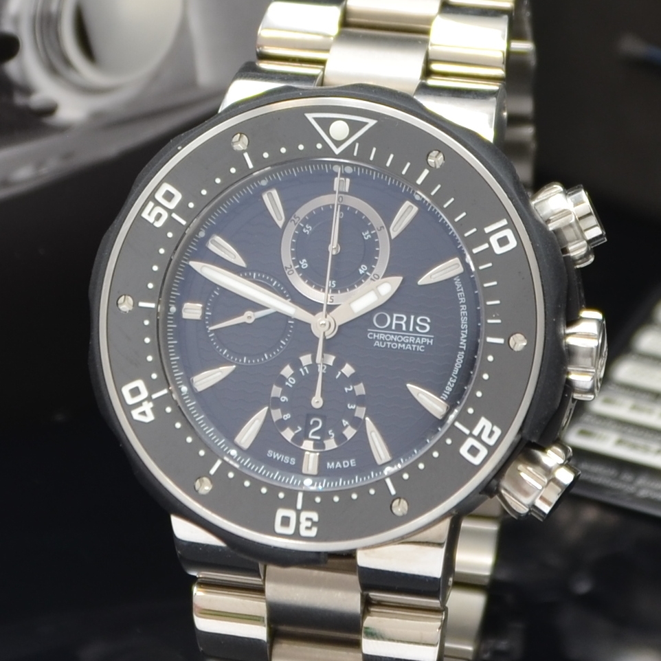 Detail a: ORIS Pro Diver Herrenchronograph Referenz 7630-71, Automatik, Titangeh. inkl. orig. Titan-Gliederband m. Faltschl., Boden, Krone sowie Drücker ...