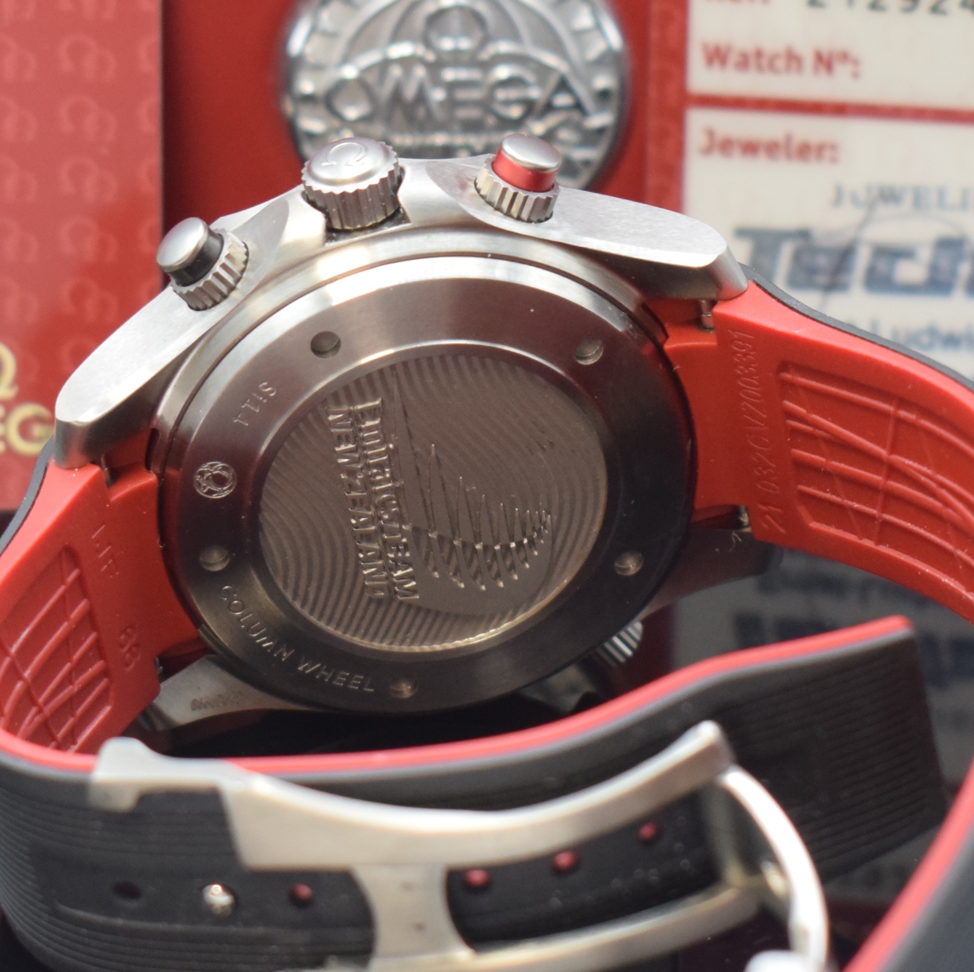 Detail d: OMEGA Seamaster Diver 300M ETNZ Co-Axial Chronometer Herrenchronograph Referenz 212.92.44.50.99.001, Schweiz verk. lt. beil. Garantie 09/2015, ...