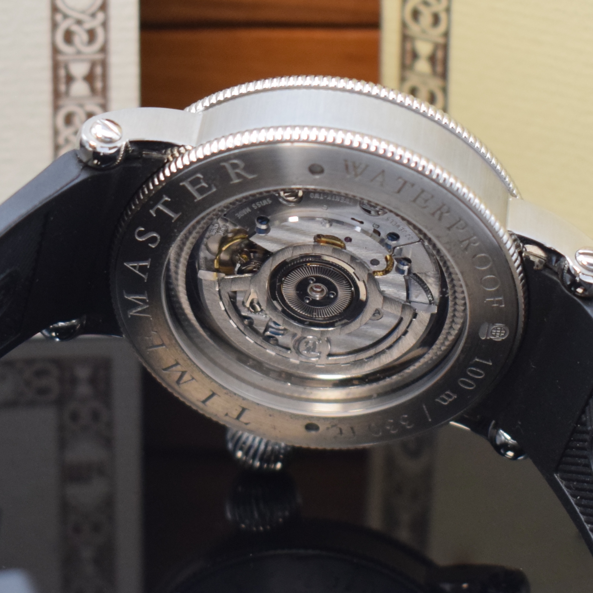 Detail e: CHRONOSWISS Timemaster Herrenarmbanduhr Referenz CH3533, Schweiz verk. lt. beil. Pap. 06/2012, Automatik, beids. vergl. Geh. in Stahl, Boden ...
