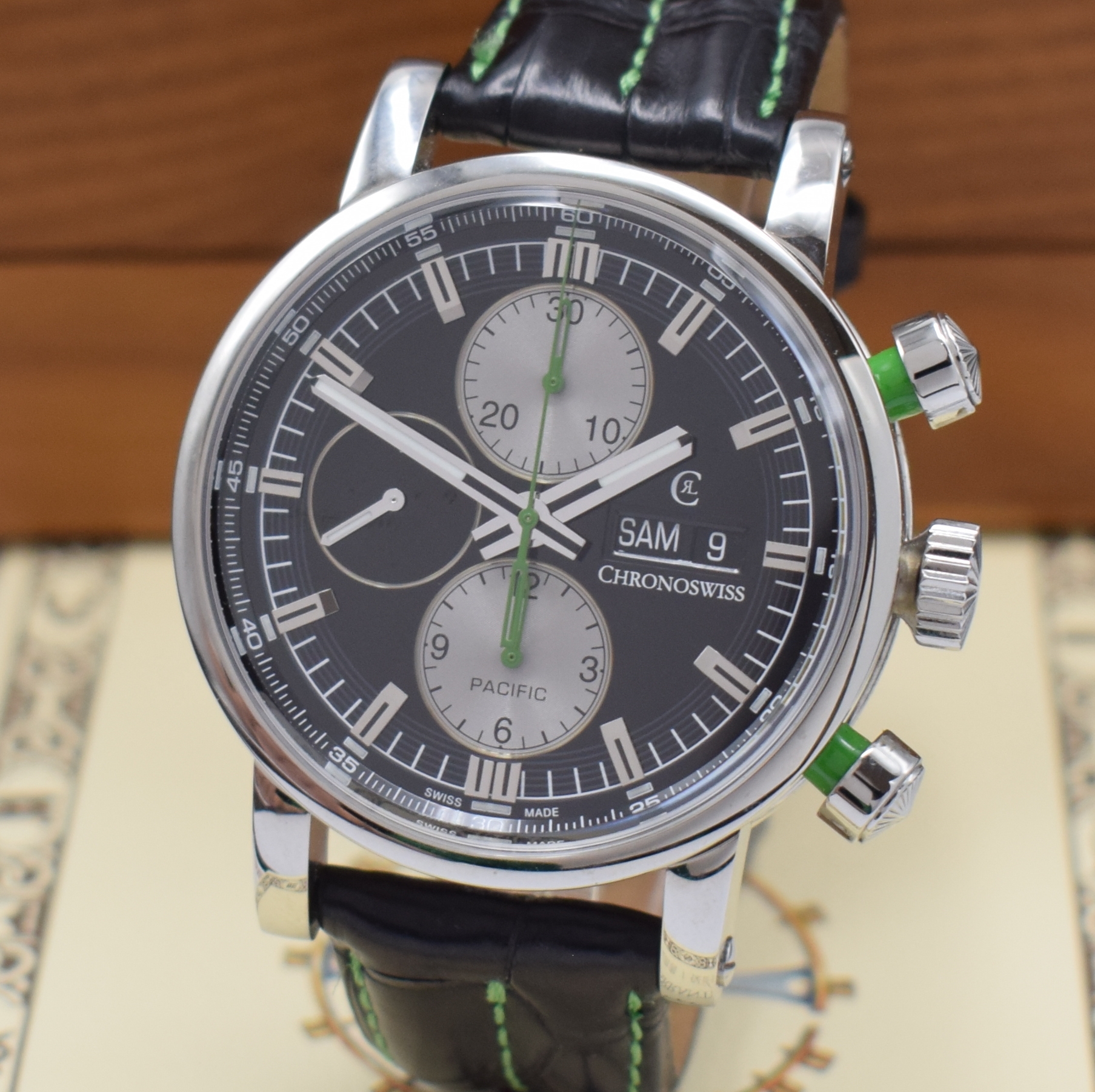 Detail a: CHRONOSWISS Pacific Armbandchronograph Referenz CH7583, Automatik, beids. vergl. Geh. in Edelstahl inkl. orig. Lederband m. Dornschl., Boden 5-fach ...