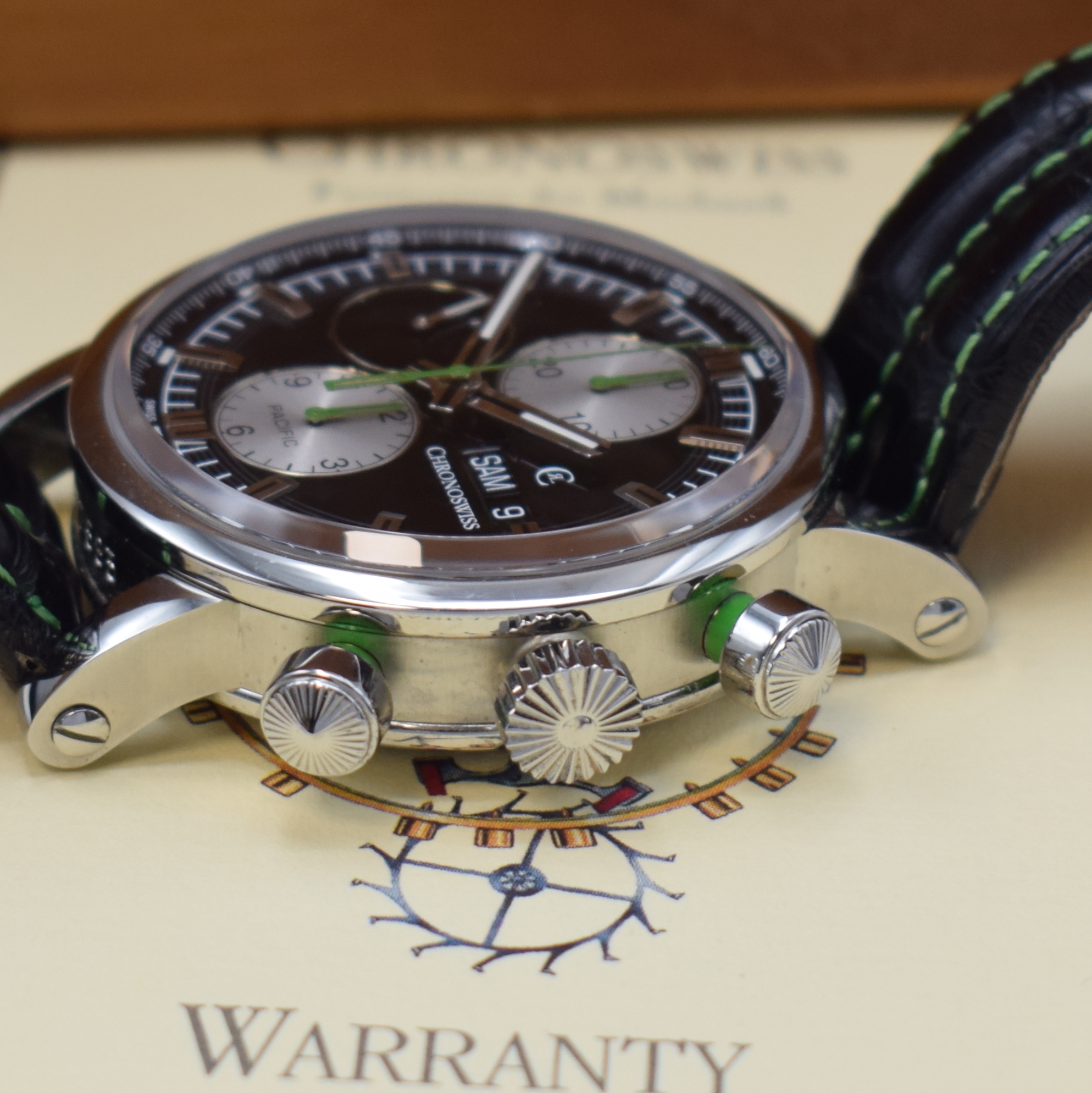 Detail c: CHRONOSWISS Pacific Armbandchronograph Referenz CH7583, Automatik, beids. vergl. Geh. in Edelstahl inkl. orig. Lederband m. Dornschl., Boden 5-fach ...