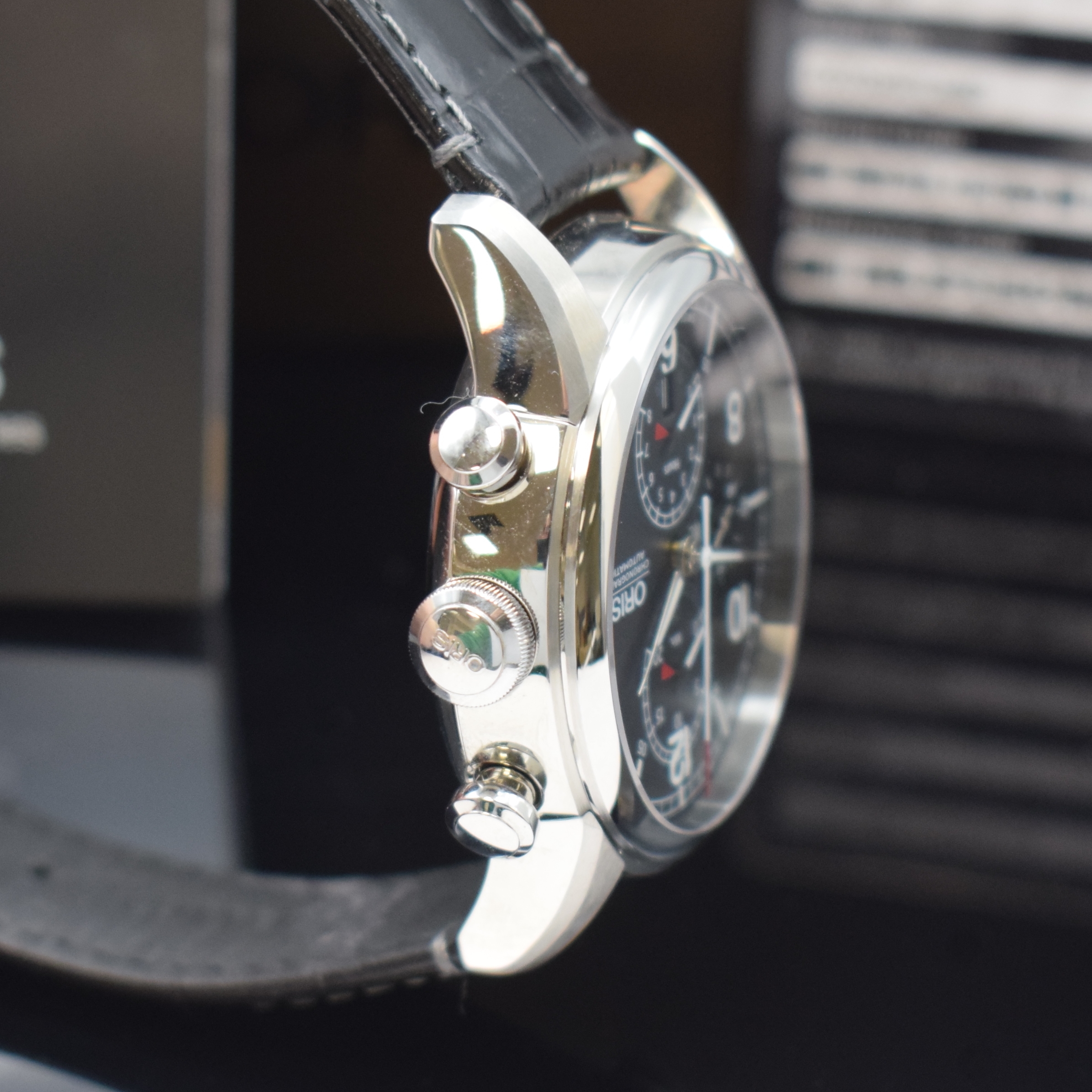 Detail c: ORIS Raid auf 500 Stück limitierter Armbandchronograph Referenz 7686-84, Schweiz um 2013, Automatik, Edelstahlgeh. inkl. orig. Lederband m. ...