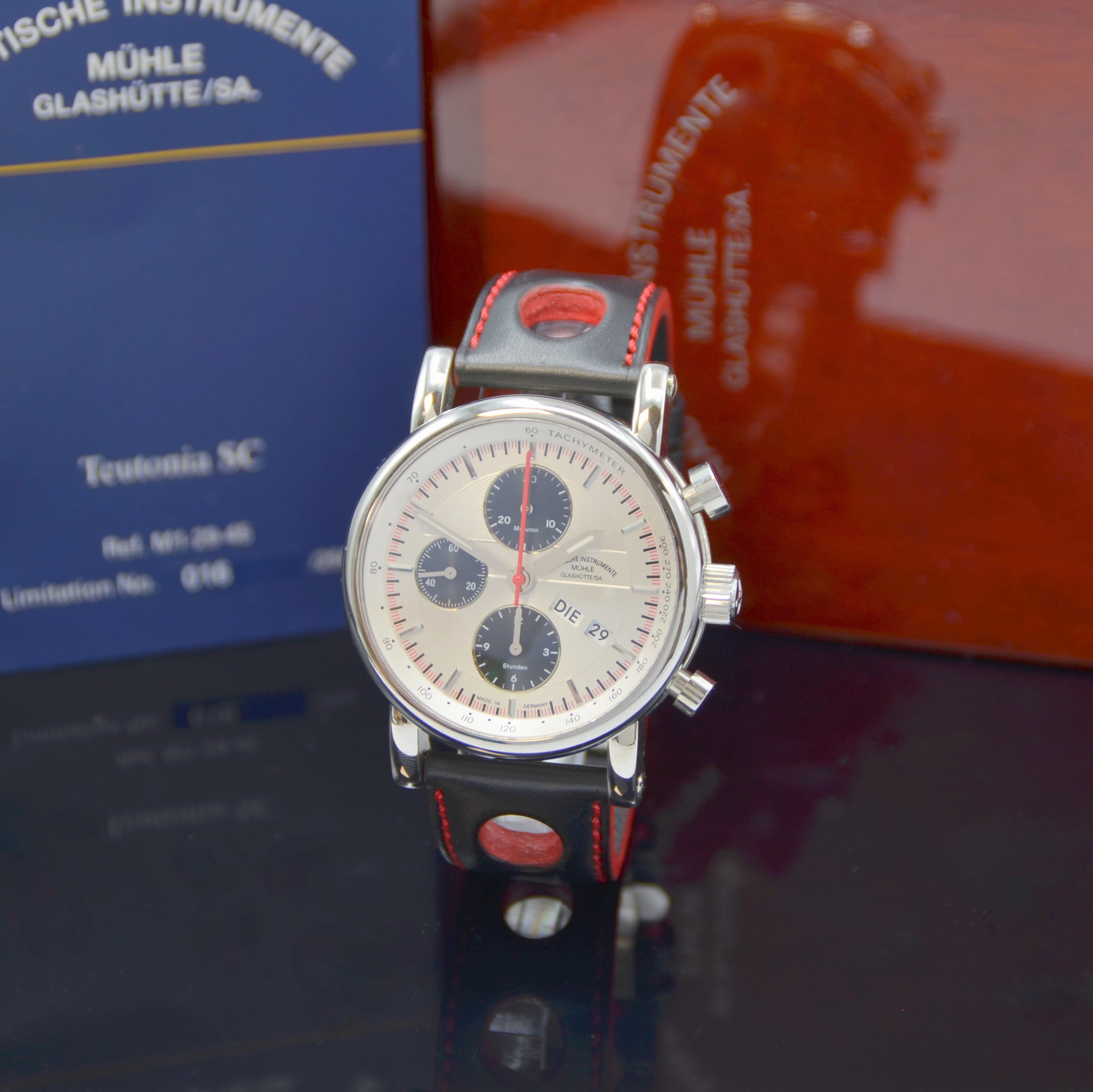 NAUTISCHE INSTRUMENTE MÜHLE GLASHÜTTE auf 250 Stück limitierter Armbandchronograph Teutonia SC Referenz M1-29-45, Deutschland um 2010, Automatik, ...