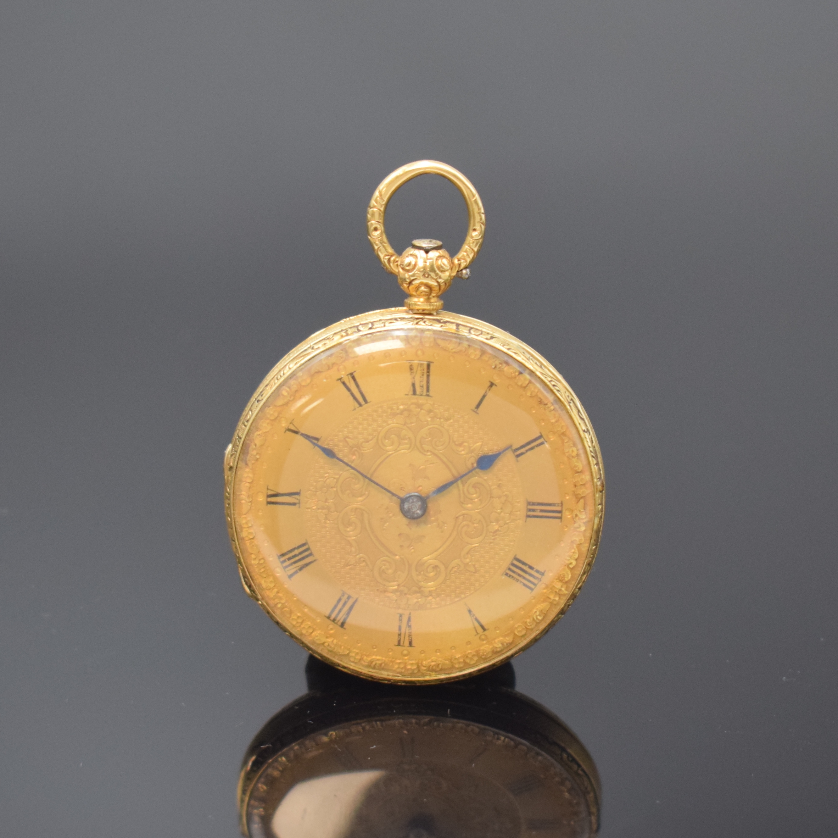 Offene Herrentaschenuhr in GG 750/000, London Hallmark 1851, fein schmuckgrav. Gehäuse, Gold Zifferblatt im Zentrum guill., gebl. Zeiger, feines ...