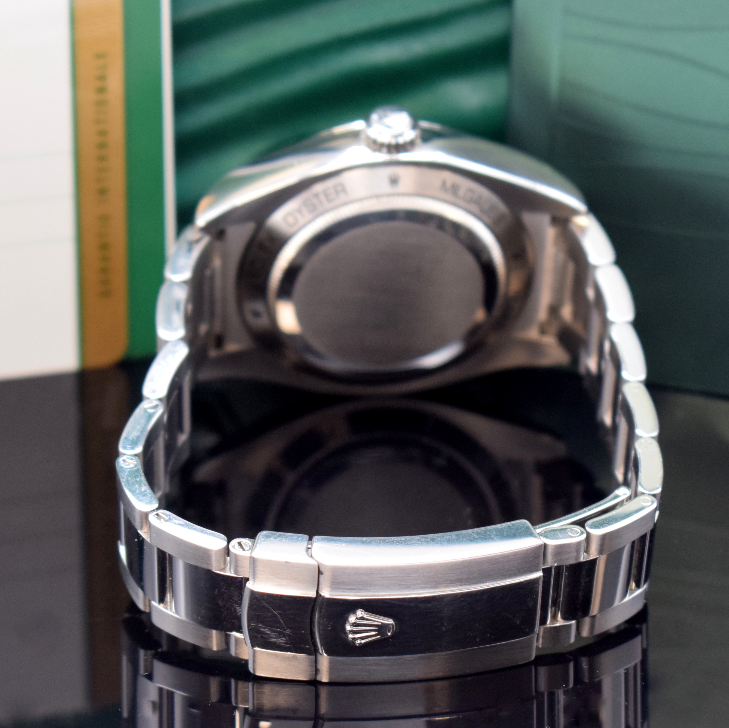 Detail b: ROLEX Herrenarmbanduhr Oyster Perpetual Milgauss Referenz 116400GV, Automatik, LC 200, Chronometer der Superlative in Edelstahl inkl. Oysterband m. ...