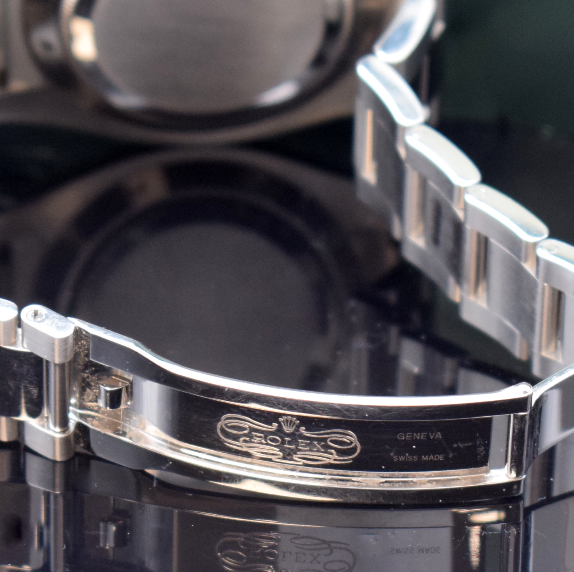 Detail c: ROLEX Herrenarmbanduhr Oyster Perpetual Milgauss Referenz 116400GV, Automatik, LC 200, Chronometer der Superlative in Edelstahl inkl. Oysterband m. ...