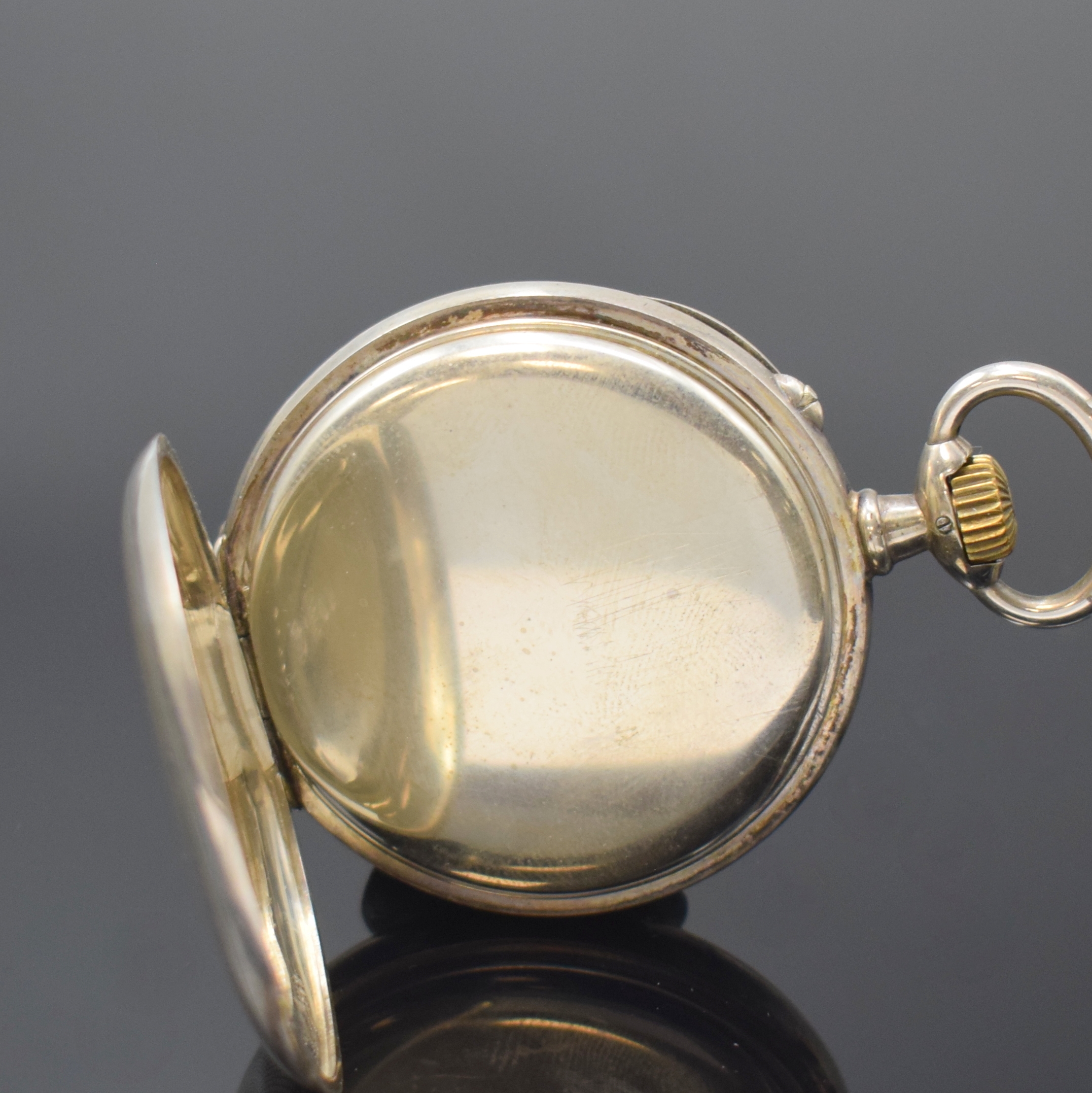 Detail c: GEB. EPPNER BERLIN / LONGINES offene Herrentaschenuhr in 800er Silber, Schweiz/Deutschland um 1890, guill. Geh. dell., grav. Monogramm m. Krone, ...
