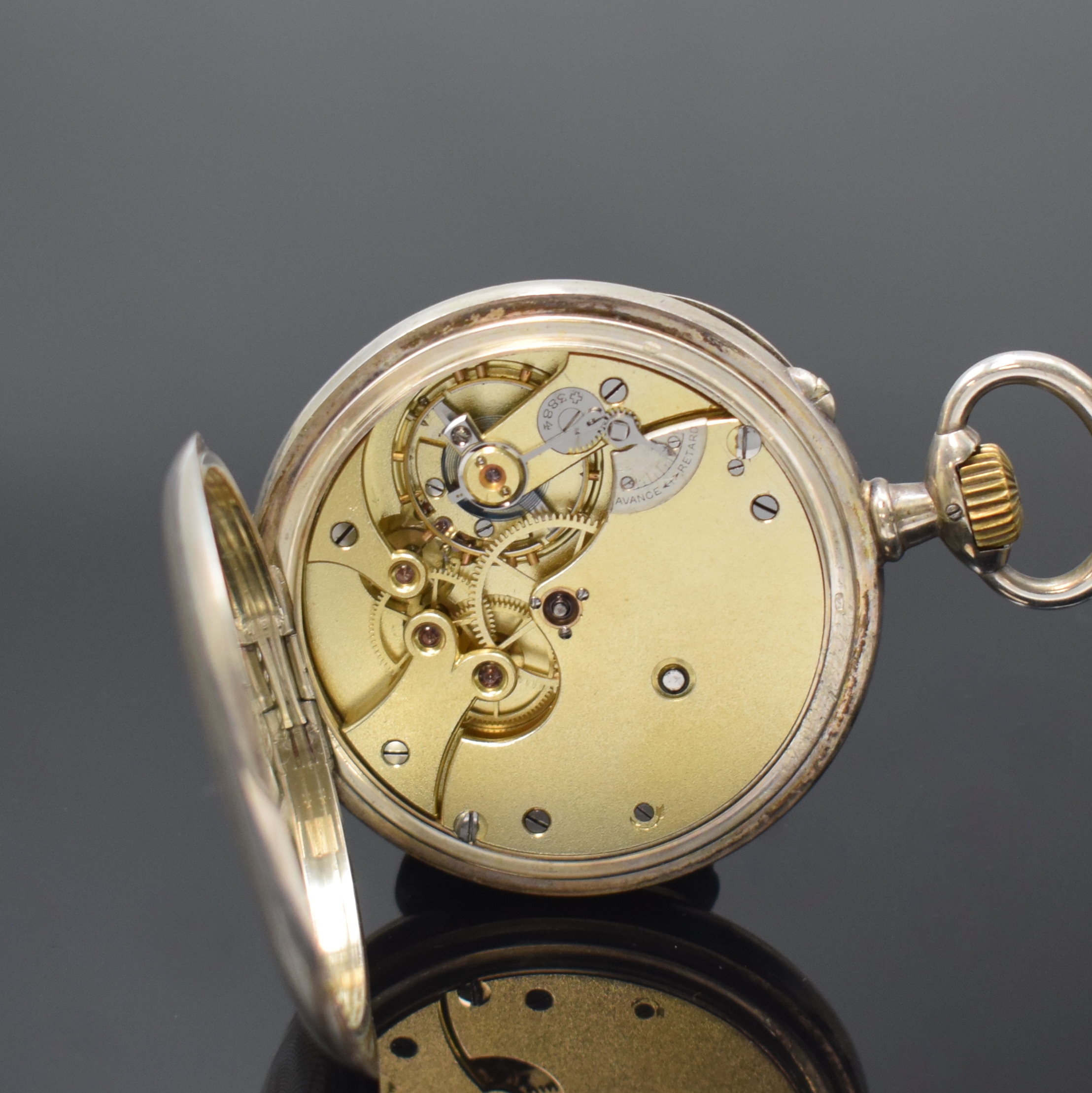Detail e: GEB. EPPNER BERLIN / LONGINES offene Herrentaschenuhr in 800er Silber, Schweiz/Deutschland um 1890, guill. Geh. dell., grav. Monogramm m. Krone, ...