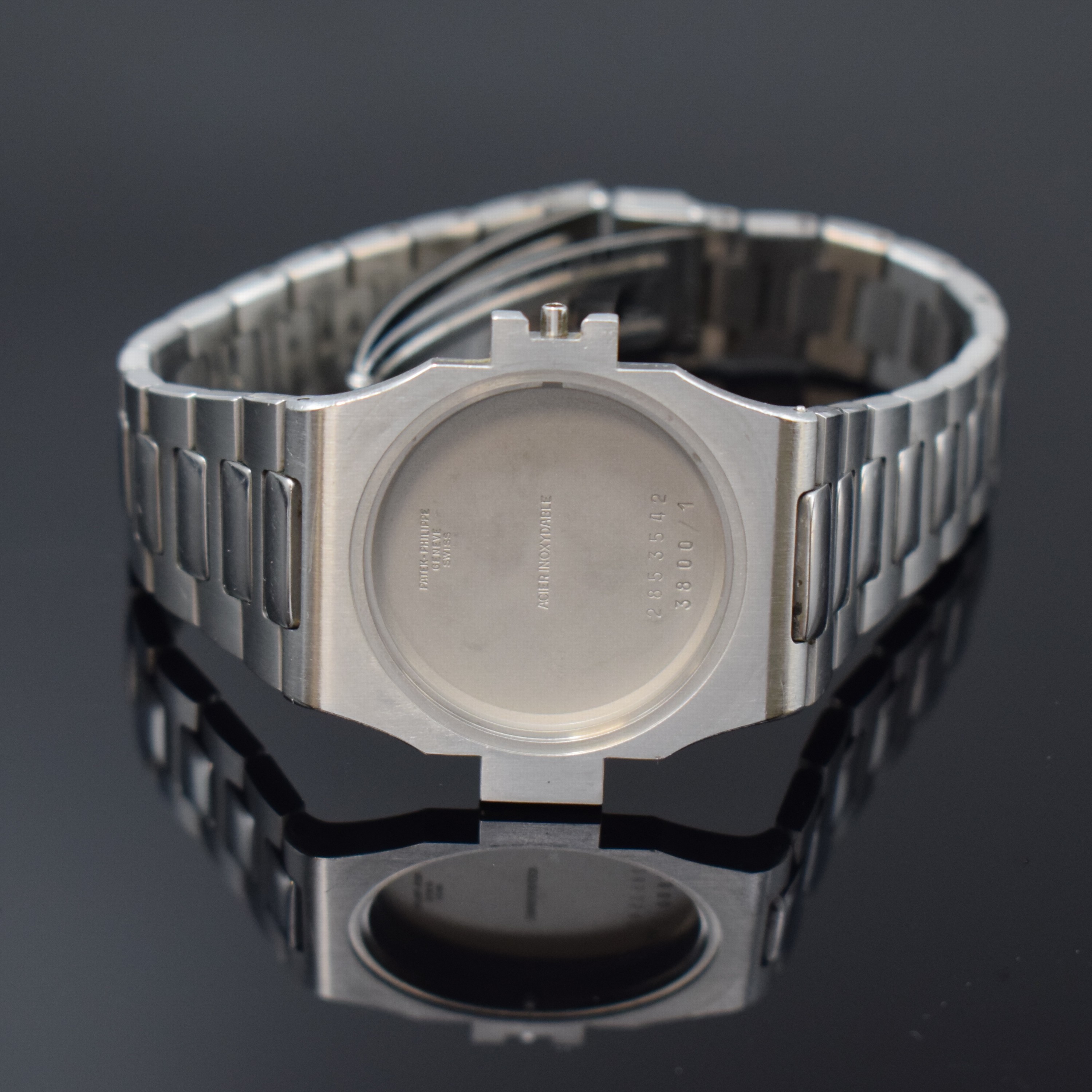 Detail f: PATEK PHILIPPE hochfeine Herrenarmbanduhr Modell Nautilus Referenz 3800/001 designed von Gerald Genta mit original Zertifikat, Schweiz verkauft ...