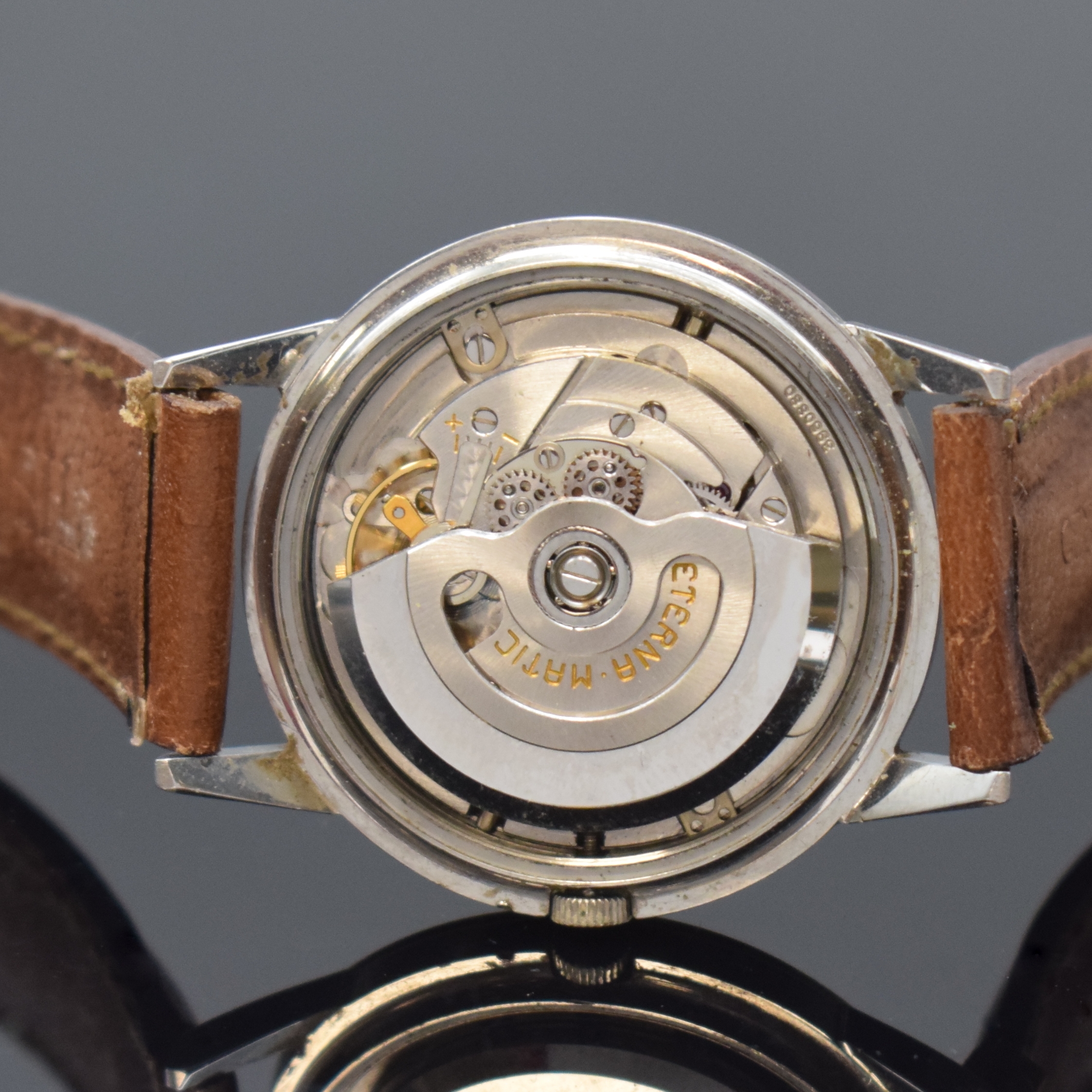 Detail f: 2 ETERNA-MATIC Armbanduhren, Schweiz um 1960, beide Automatik, Edelstahlgeh., Lünette und 1 x z. Teil Bandanstöße in GG, vers. Zifferblätter ...