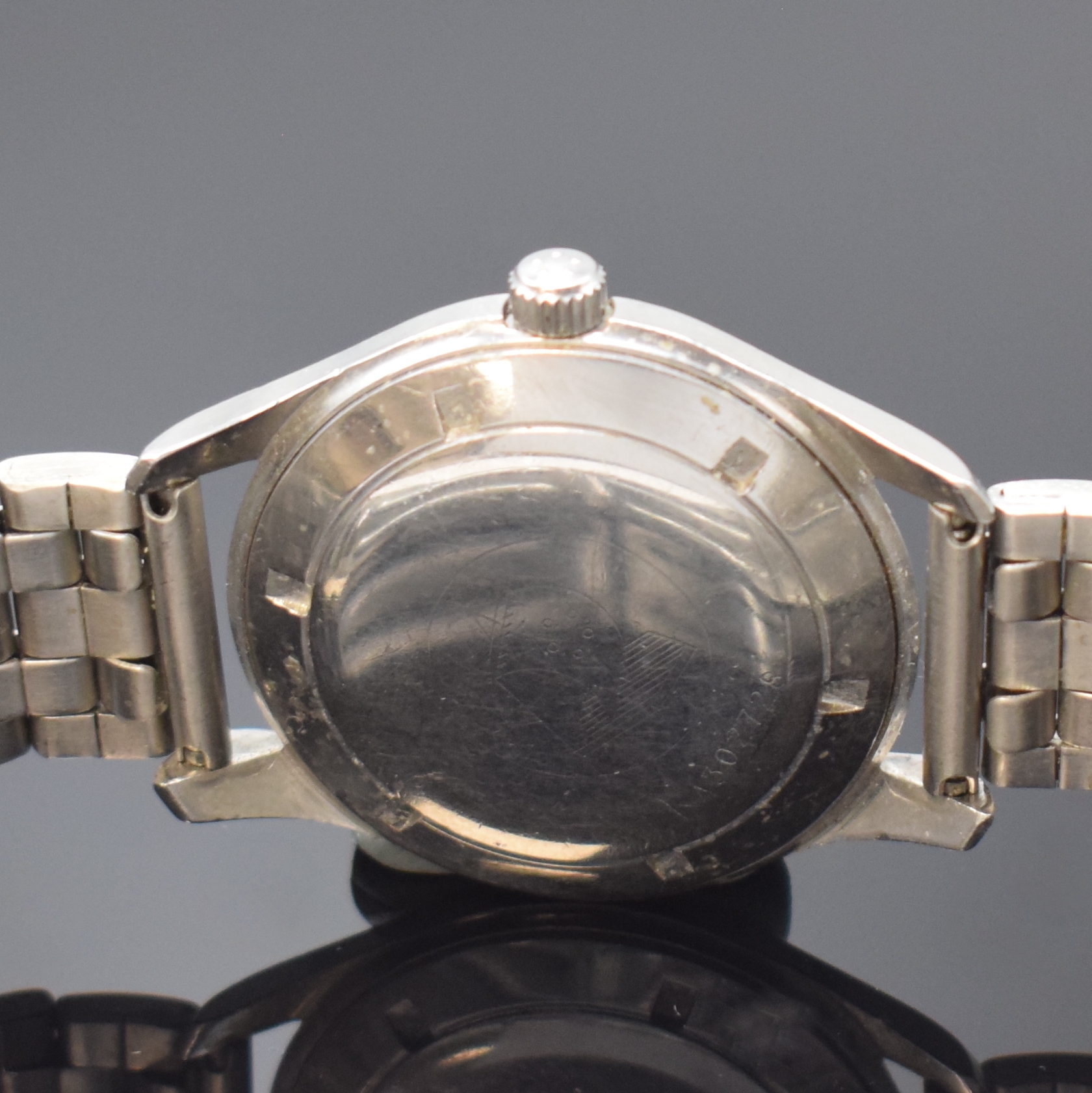 Detail g: 2 ETERNA Herrenarmbanduhren Kontiki und Kontiki 10, Schweiz 1950/60er Jahre, beide Edelstahl m. verschr. Böden, 1 x Automatik, Zifferblatt rest., ...