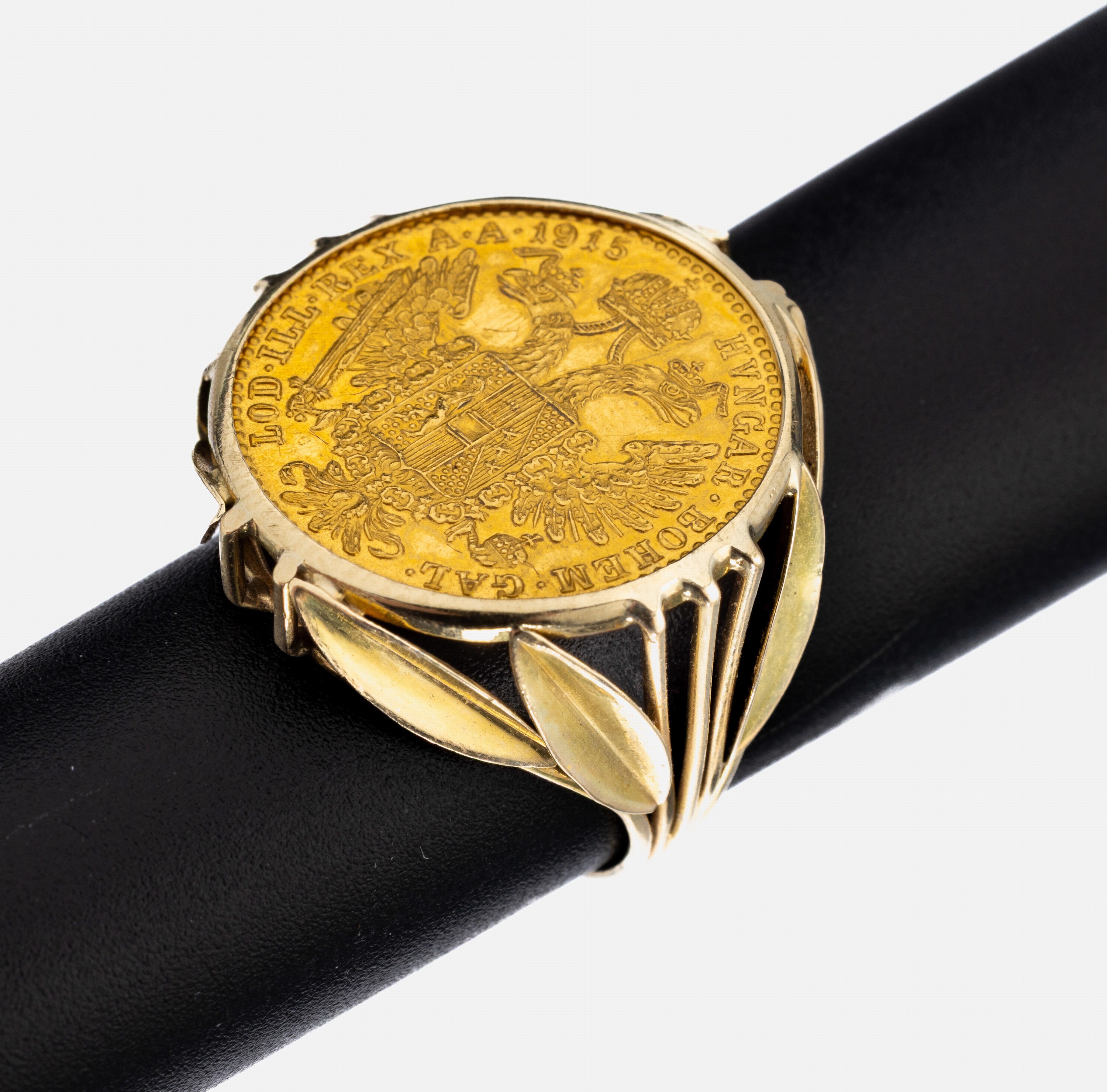 14 kt Gold Münz-Ring, GG 585/000, lose gefasste Goldmünze, 1 Dukat, Österreich -Ungarn, 1915, Franz Joseph I., RV: doppelköpfiger Adler mit ...