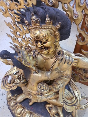 26907707c - Sehr große tantrische Gottheit, Nepal, 20. Jh., Vereinigung (Yab-Yum), ca. 81 cm, ...
