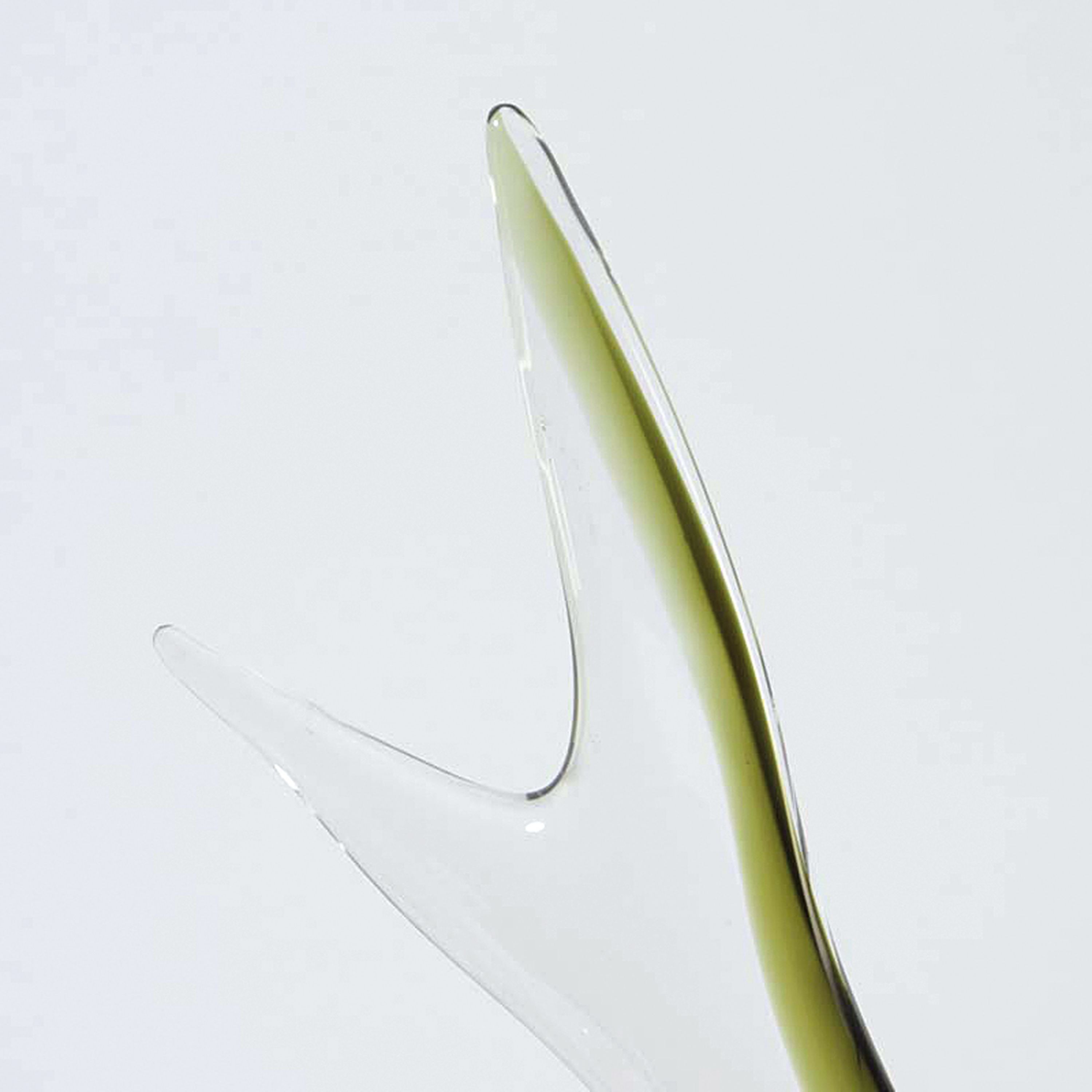 Detail f: Große Skulptur, Antoni da Ros für Cenedese Murano, Hai auf Welle, mundgeblasen, farbloses Glas mit grünem Innenüberfang, H. ca. 46cm, L.ca. 56cm
