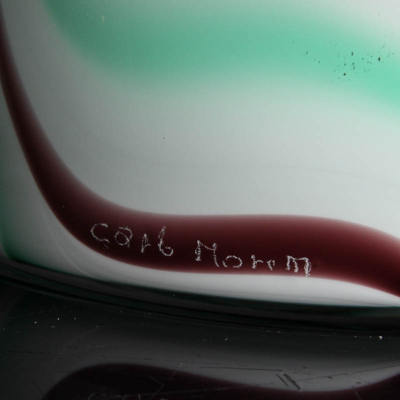 Detail g: Vase von Carlo Moretti (1934-2008), Murano, Unikat, mundgeblasenes Glas mit Kammdekor in grün und braun, opak-weißer Innenüberfang, 2 ...