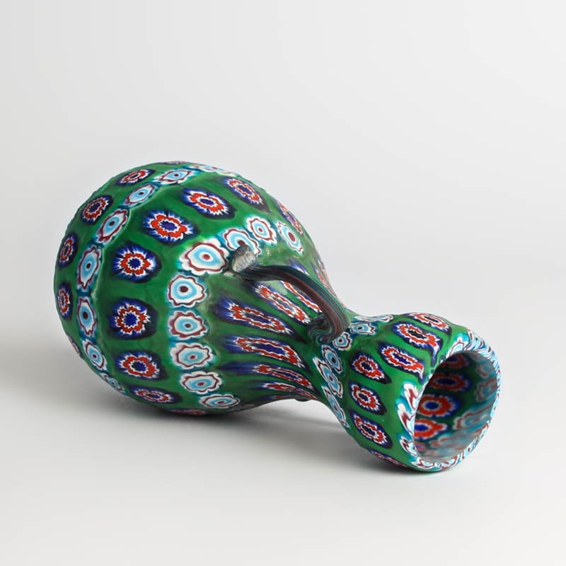 Detail e: Vase, Fratelli Toso Murano, um 1910-20, grün-opakes Glas mit eingeschmolzenen Murrinen, H. ca. 18cm