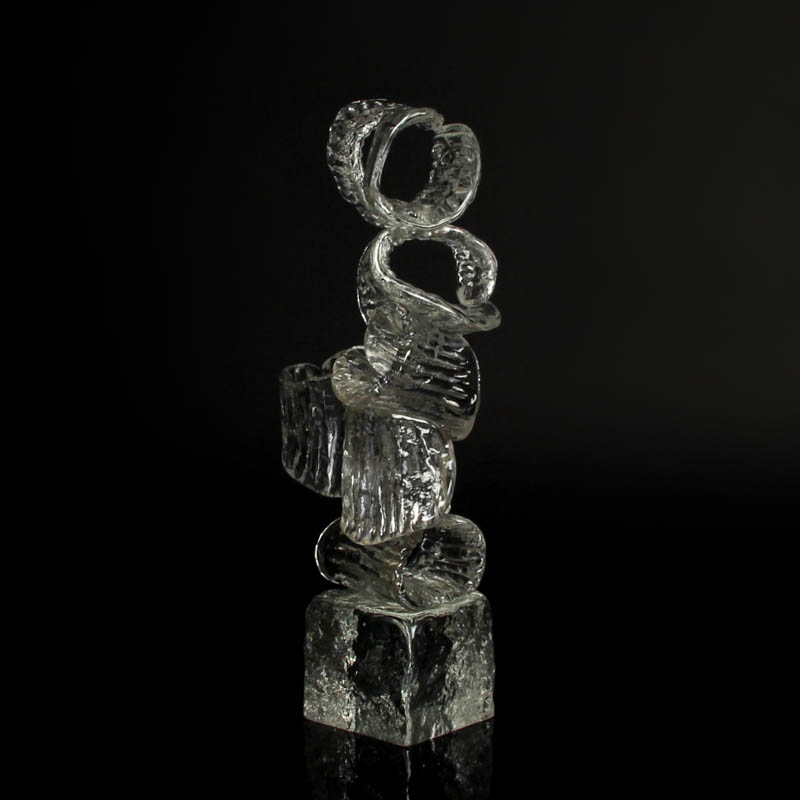 Detail c: Glasskulptur, Ermanno Nason für Cenedese, Murano, 1963-72, farbloses Glas, gestapelte Glasringe auf Sockel, H. 36 cm