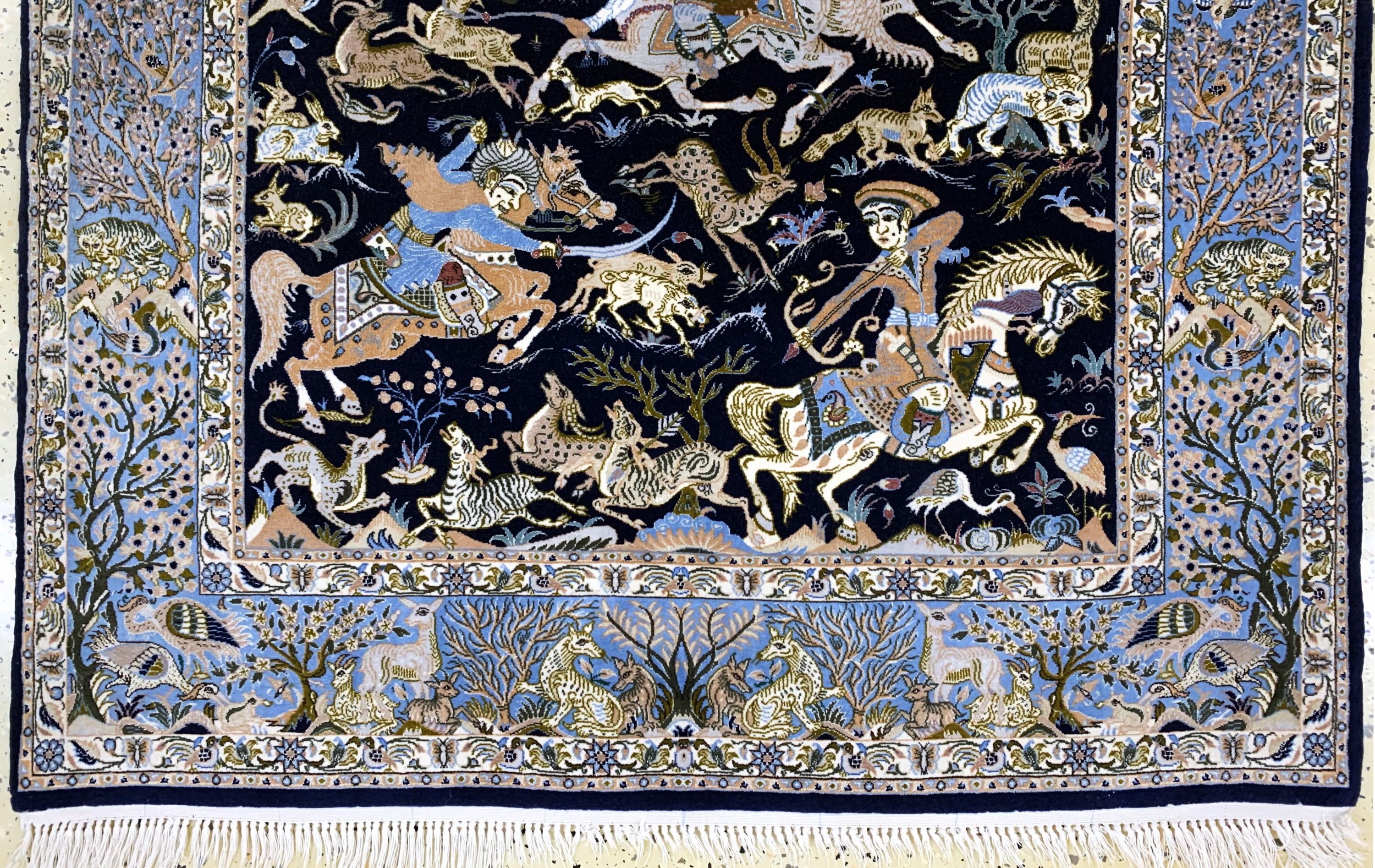 Detail b: Esfahan fein Persien, signiert"Abas Mansouri", Ende 20.Jhd, Korkwolle mit und auf Seide, ca. 172 x 109 cm, ca. 1,0 Mio. Kn/qm, EHZ:(nahezu ...