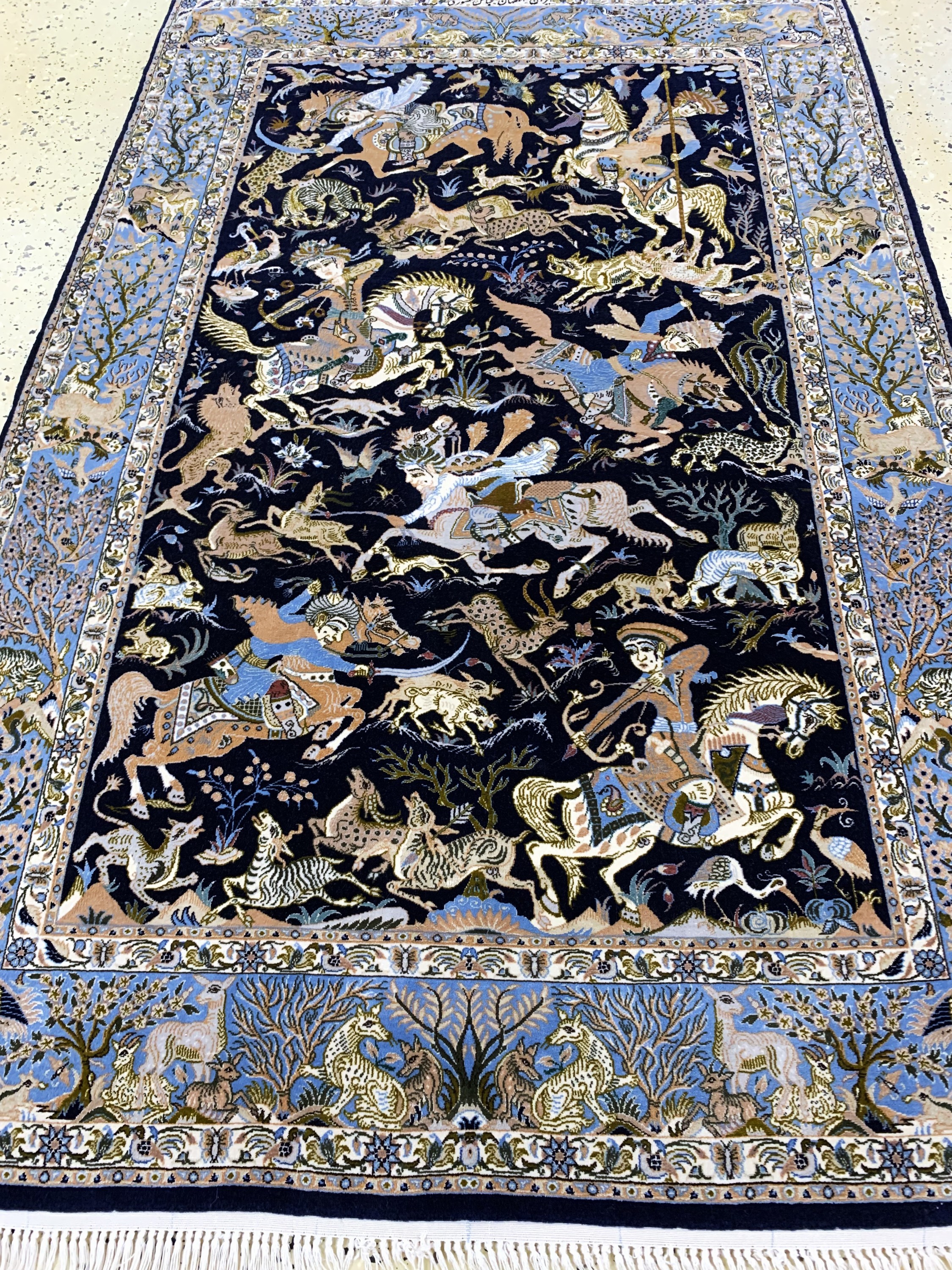 Detail e: Esfahan fein Persien, signiert"Abas Mansouri", Ende 20.Jhd, Korkwolle mit und auf Seide, ca. 172 x 109 cm, ca. 1,0 Mio. Kn/qm, EHZ:(nahezu ...