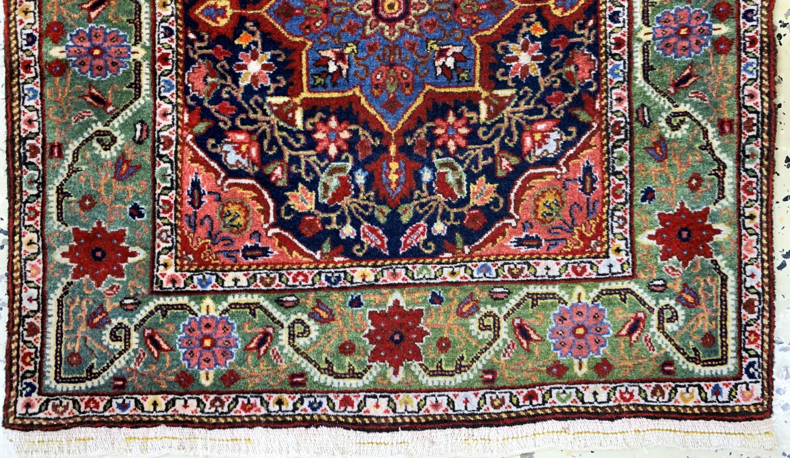 Detail c: Djosan fein alt, Persien, Anfang 20.Jhd, Korkwolle auf Baumwolle, ca. 68 x 62 cm, EHZ: 2