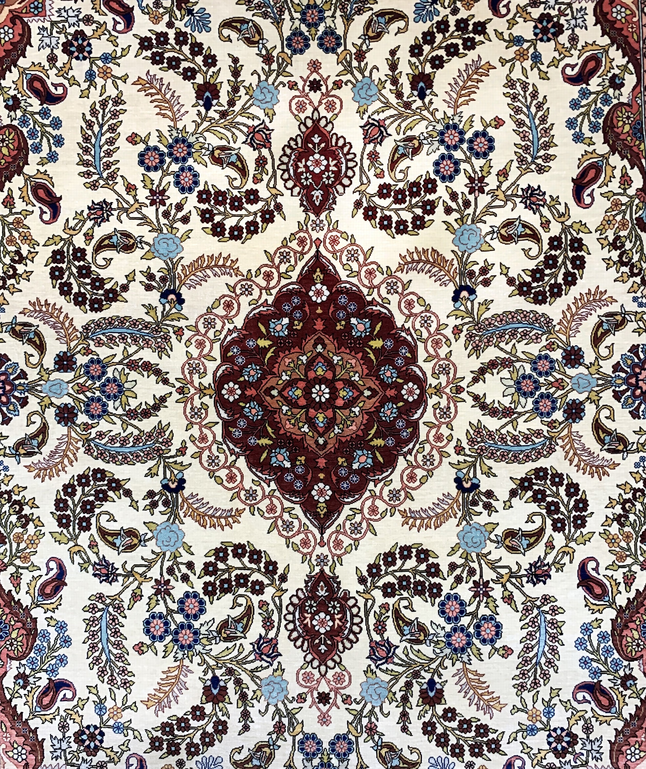 Detail b: Hereke Seide fein signiert, Türkei, Mitte 20.Jhd, reine Naturseide, ca. 150 x 99 cm, ca.1,4 Mio. Kn/qm, EHZ: 1-2