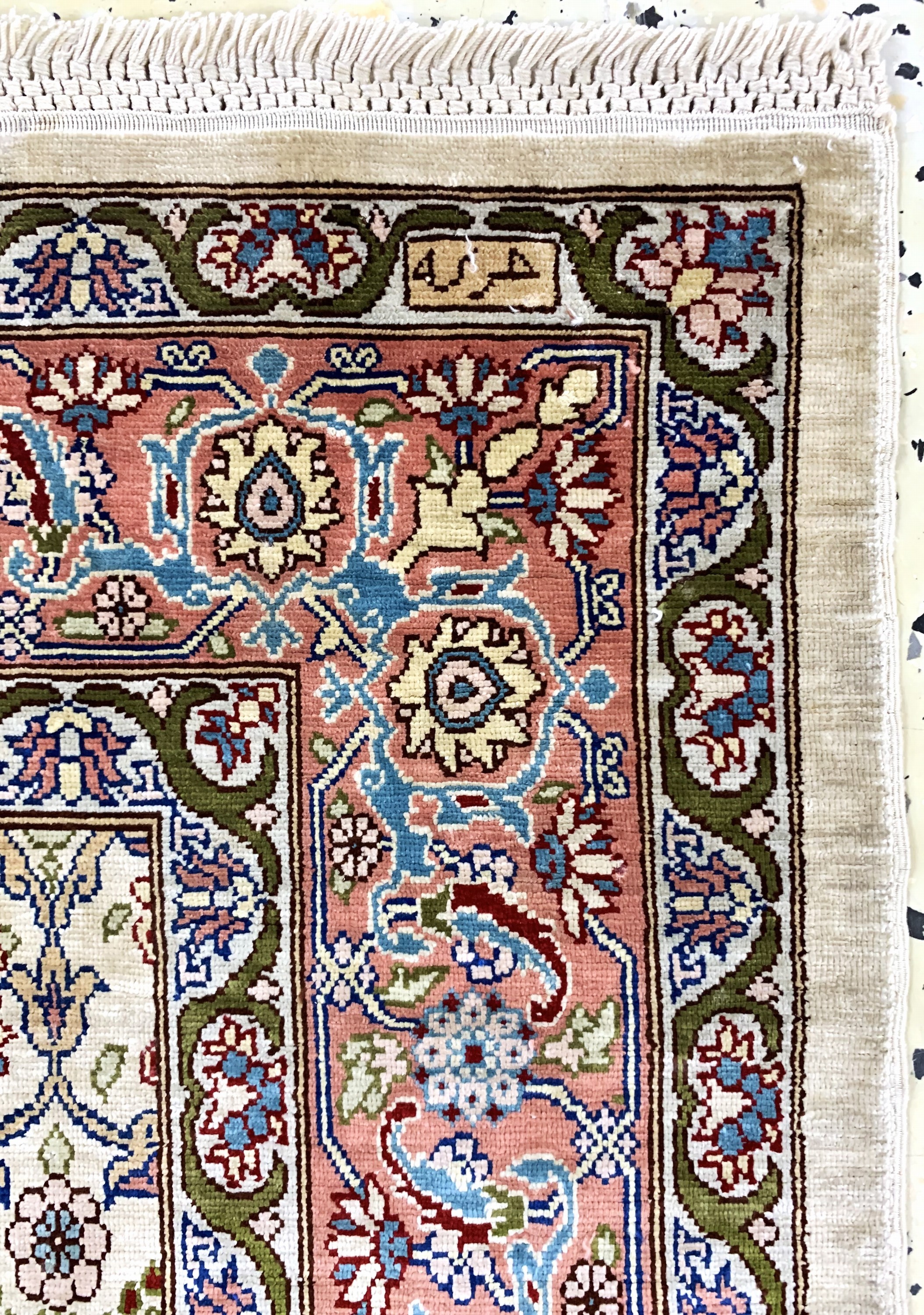 Detail d: Hereke Seide fein signiert, Türkei, Mitte 20.Jhd, reine Naturseide, ca. 139 x 89 cm, ca.1,0 Mio. Kn/qm, EHZ: 1-2