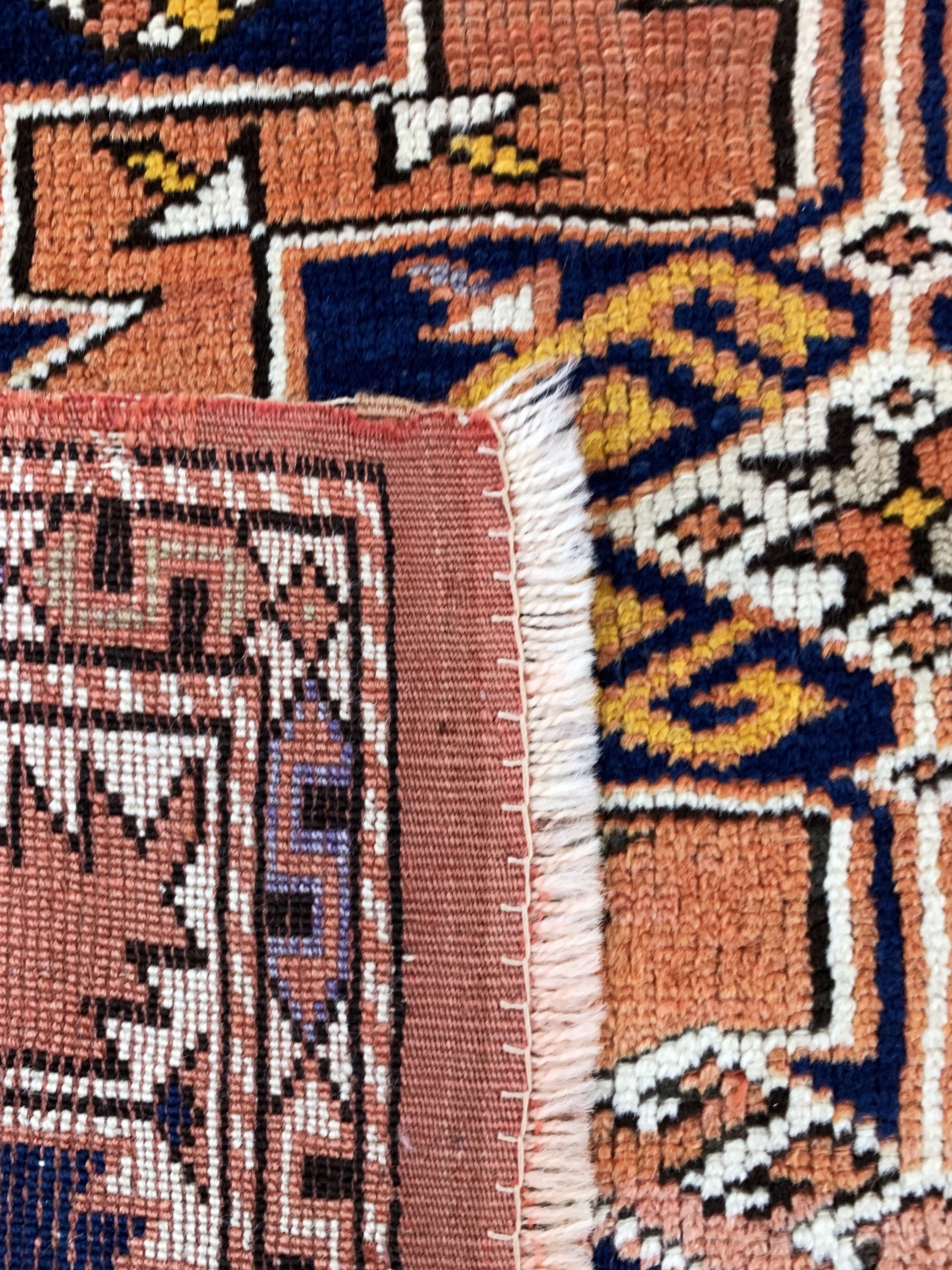 Detail e: Bergama antik, Türkei, um 1900, Wolle auf Wolle, ca. 121 x 104 cm, EHZ: 2
