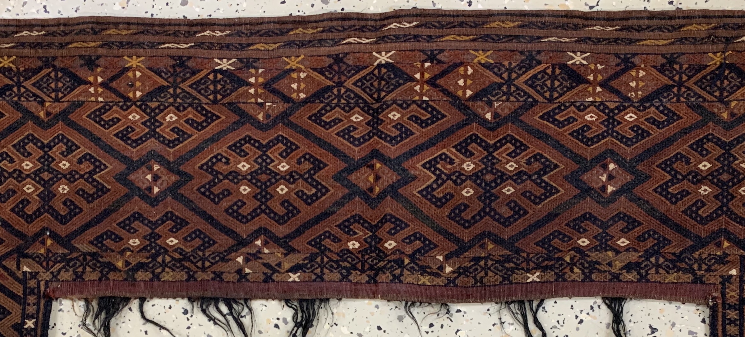 Detail b: Ersari"Kapunuk"antik, Turkmenistan, 19.Jhd,Wolle auf Wolle, ca. 134 x 71 cm, EHZ: 2