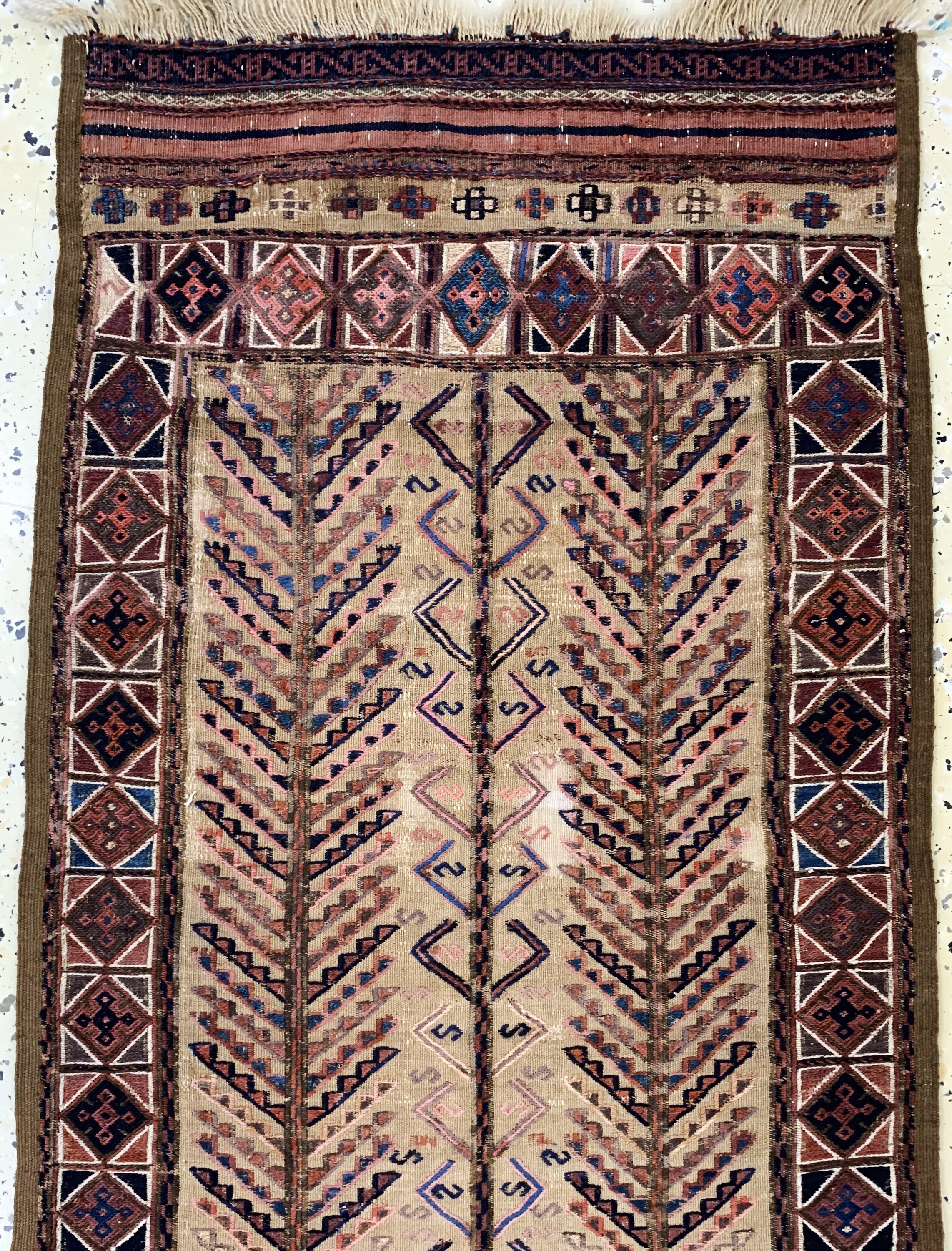 Detail a: Belutsch Kelim Persien, Flachgewebt, um 1900, Wolle auf Wolle, ca. 190 x 63 cm, EHZ: 3(geflickt)