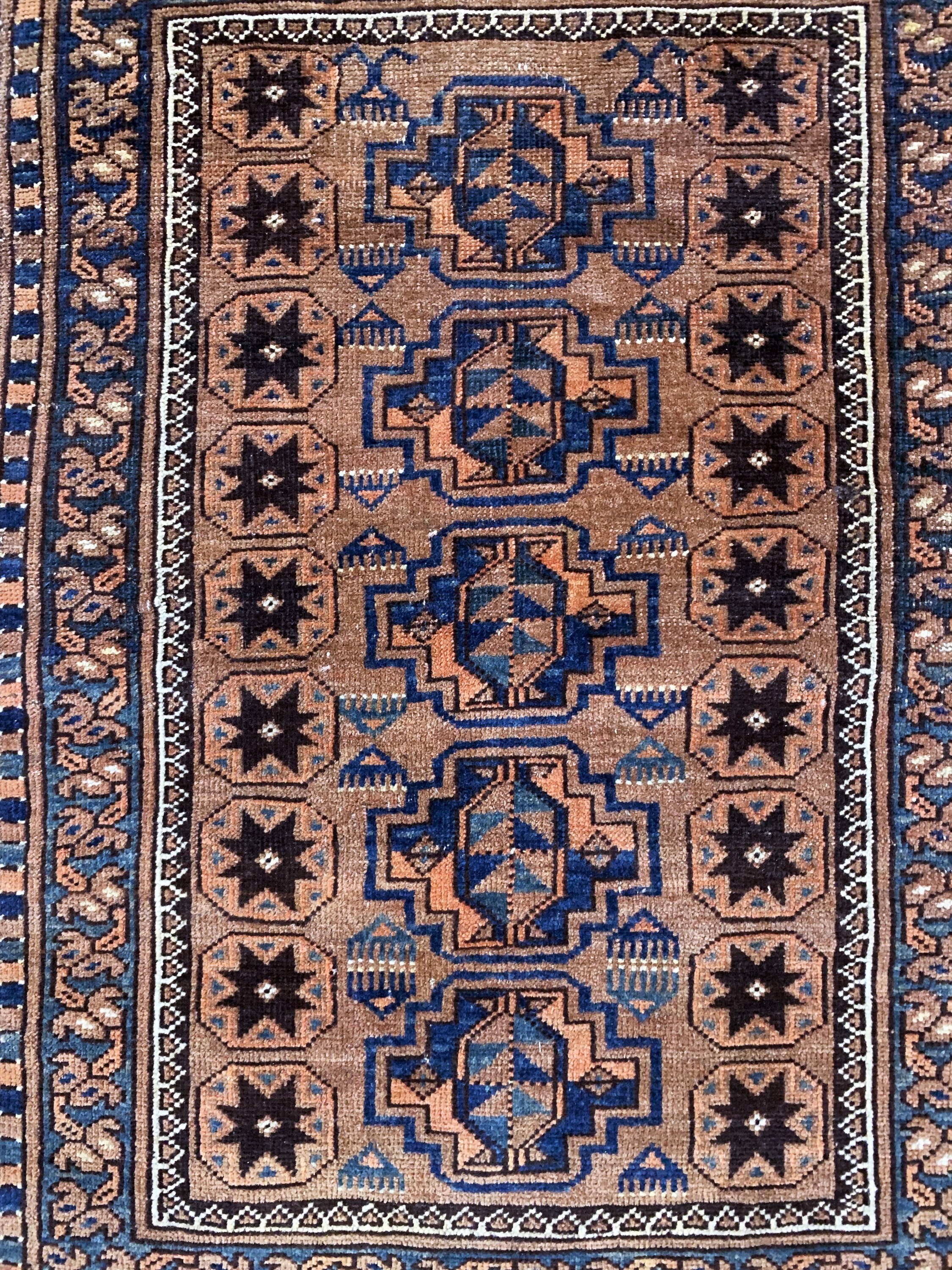 Detail c: 4 Lots Poshti antik, Turkmenistan, 19.Jhd, Wolle auf Wolle, ca. 91 x 68 cm, EHZ: 4
