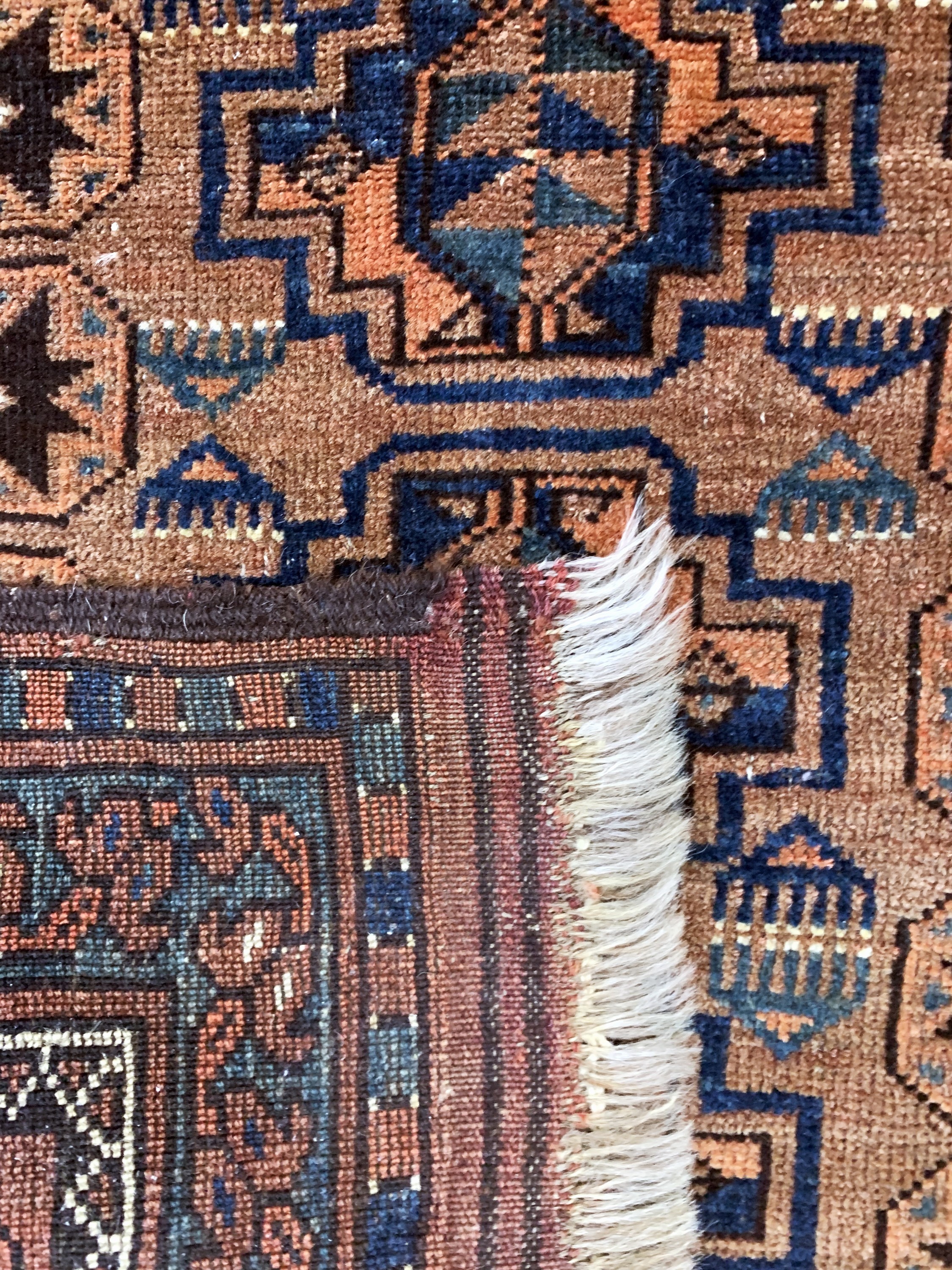 Detail d: 4 Lots Poshti antik, Turkmenistan, 19.Jhd, Wolle auf Wolle, ca. 91 x 68 cm, EHZ: 4