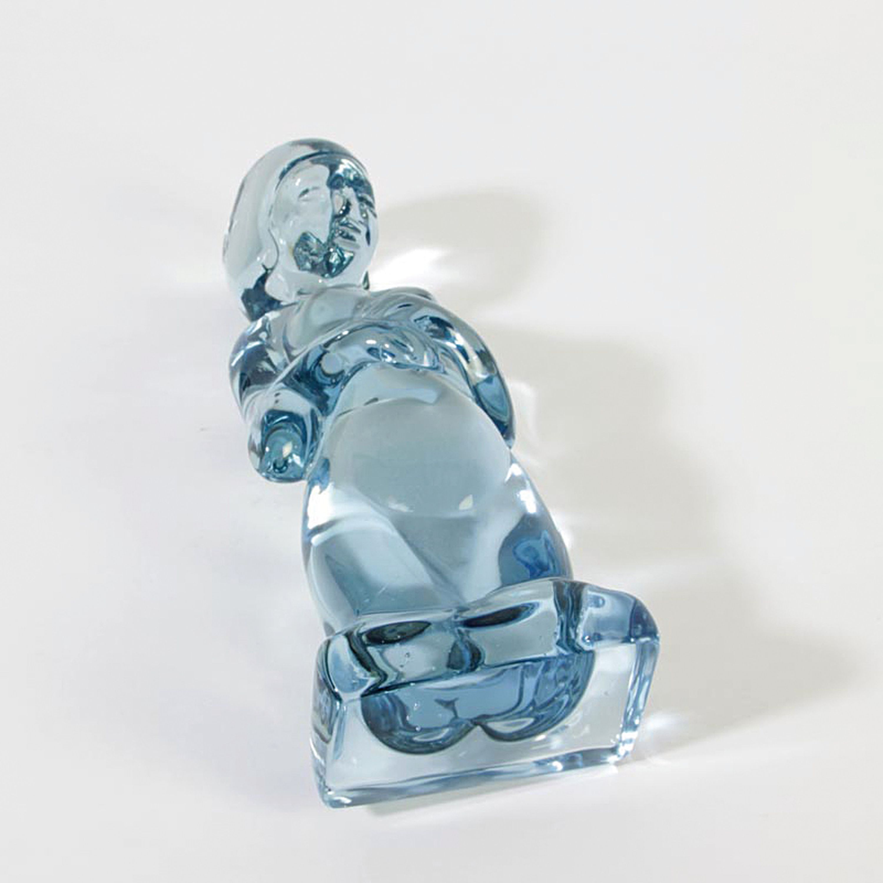 Detail e: Zwei Glasskulpturen weibliche Akte, Ermanno Nason für Cenedese, Murano, farbloses bzw. hellblau getöntes Glas, H. 28 cm