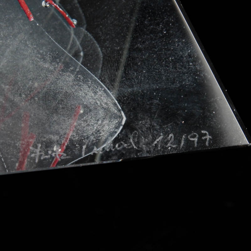 Detail e: Mixed Media-Objekt, Fritz Prehal, geb. 1960 Radstadt, Steinkuppe mit aufgesteckter Glaspyramide, signiert und datiert 12/97, H. 36 cm