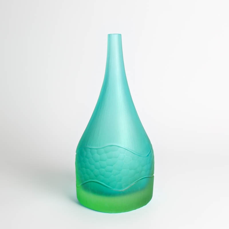 Detail a: Vase, Flavio Poli für Seguso, Murano, hellgrünes Glas mit petrolfarbenem Innenüberfang, geschliffen von Rossetto, so auch am Boden signiert, H. ...