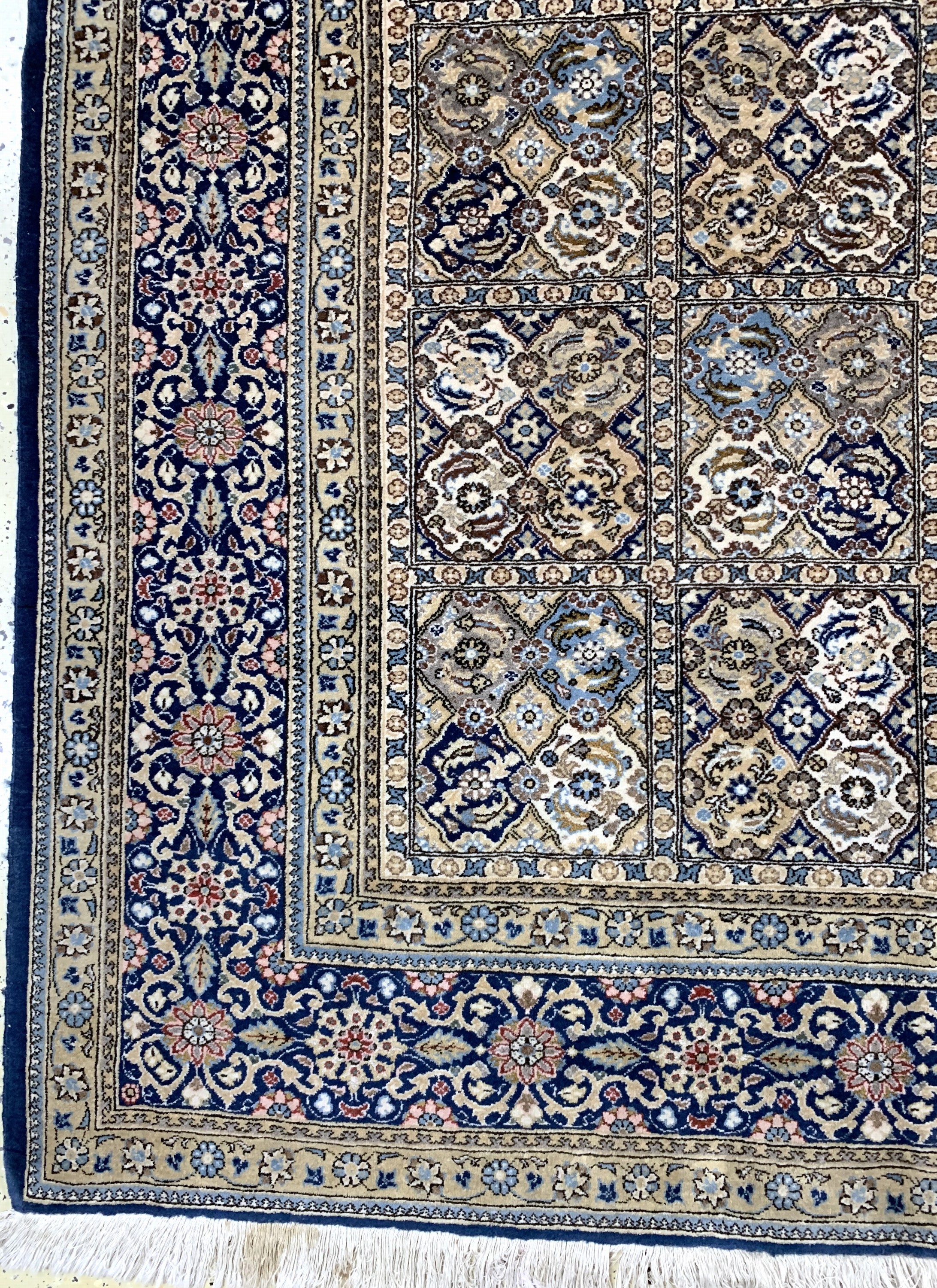 Detail b: Ghom Kork, Persien, Mitte 20.Jhd, Korkwollemit Seide, ca. 350 x 240 cm, EHZ: 2