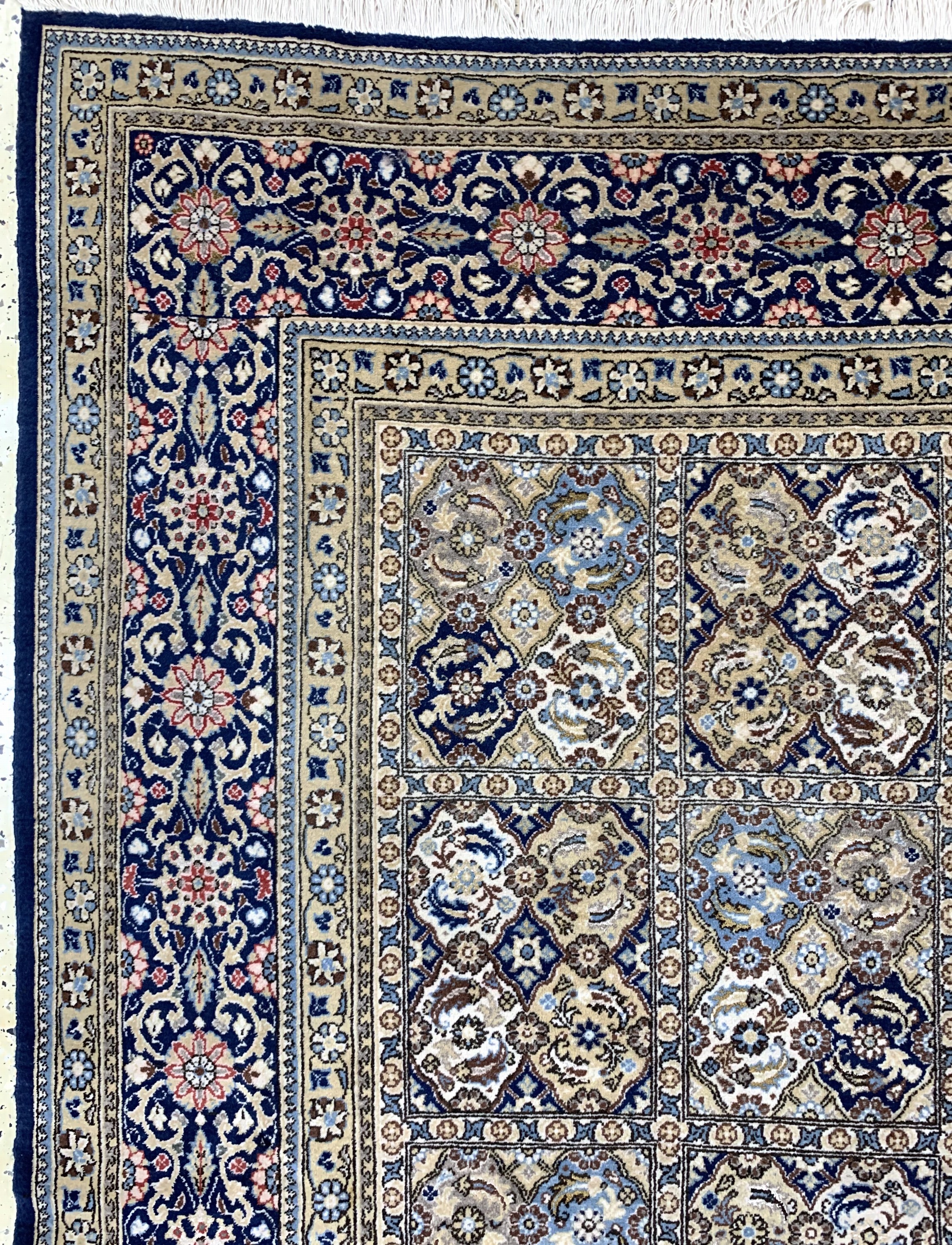 Detail d: Ghom Kork, Persien, Mitte 20.Jhd, Korkwollemit Seide, ca. 350 x 240 cm, EHZ: 2