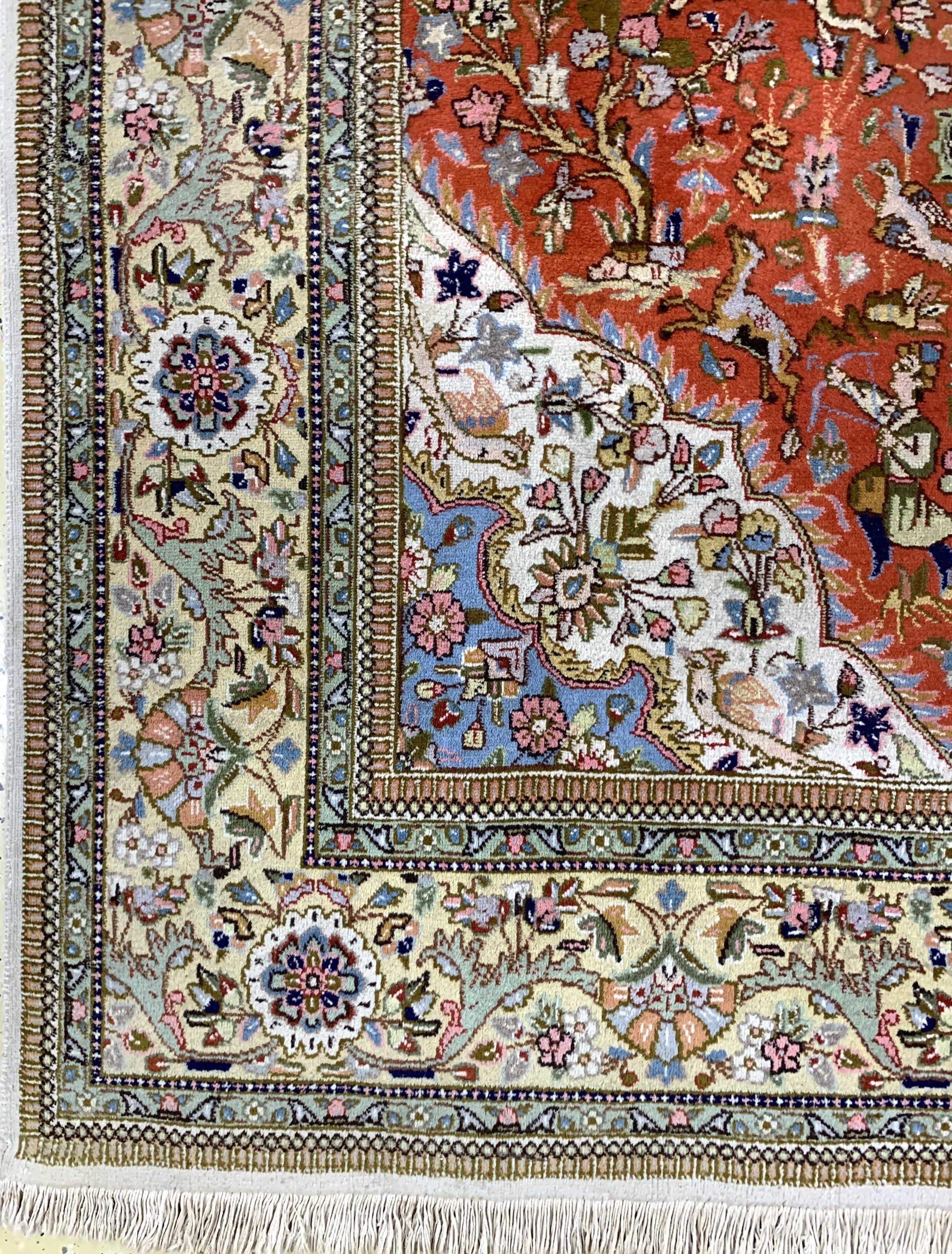 Detail b: Täbriz Tabatabai, Persien, Mitte 20.Jhd, Wolle auf Baumwolle, ca. 290 x 188 cm, Reinigungsbedürftig, EHZ: 2