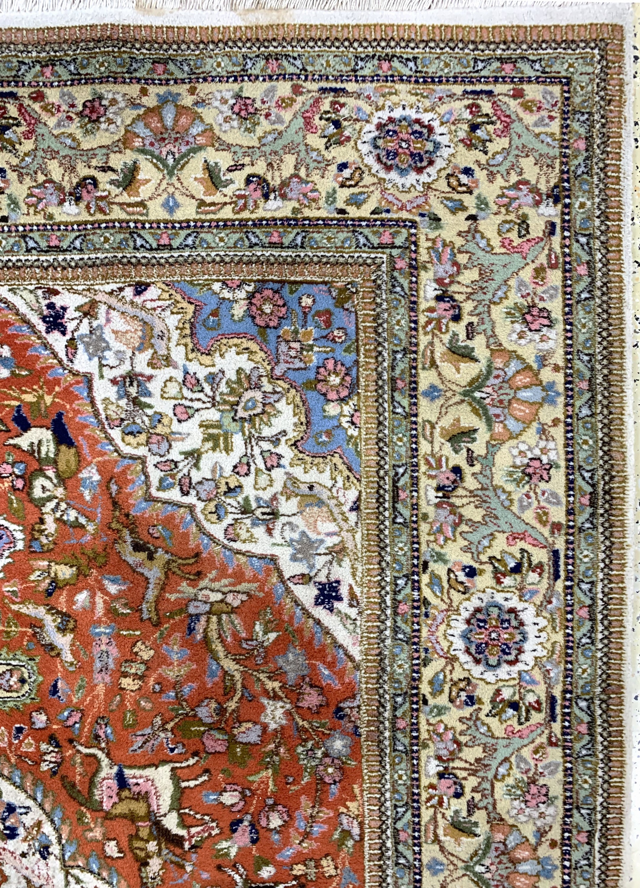 Detail e: Täbriz Tabatabai, Persien, Mitte 20.Jhd, Wolle auf Baumwolle, ca. 290 x 188 cm, Reinigungsbedürftig, EHZ: 2