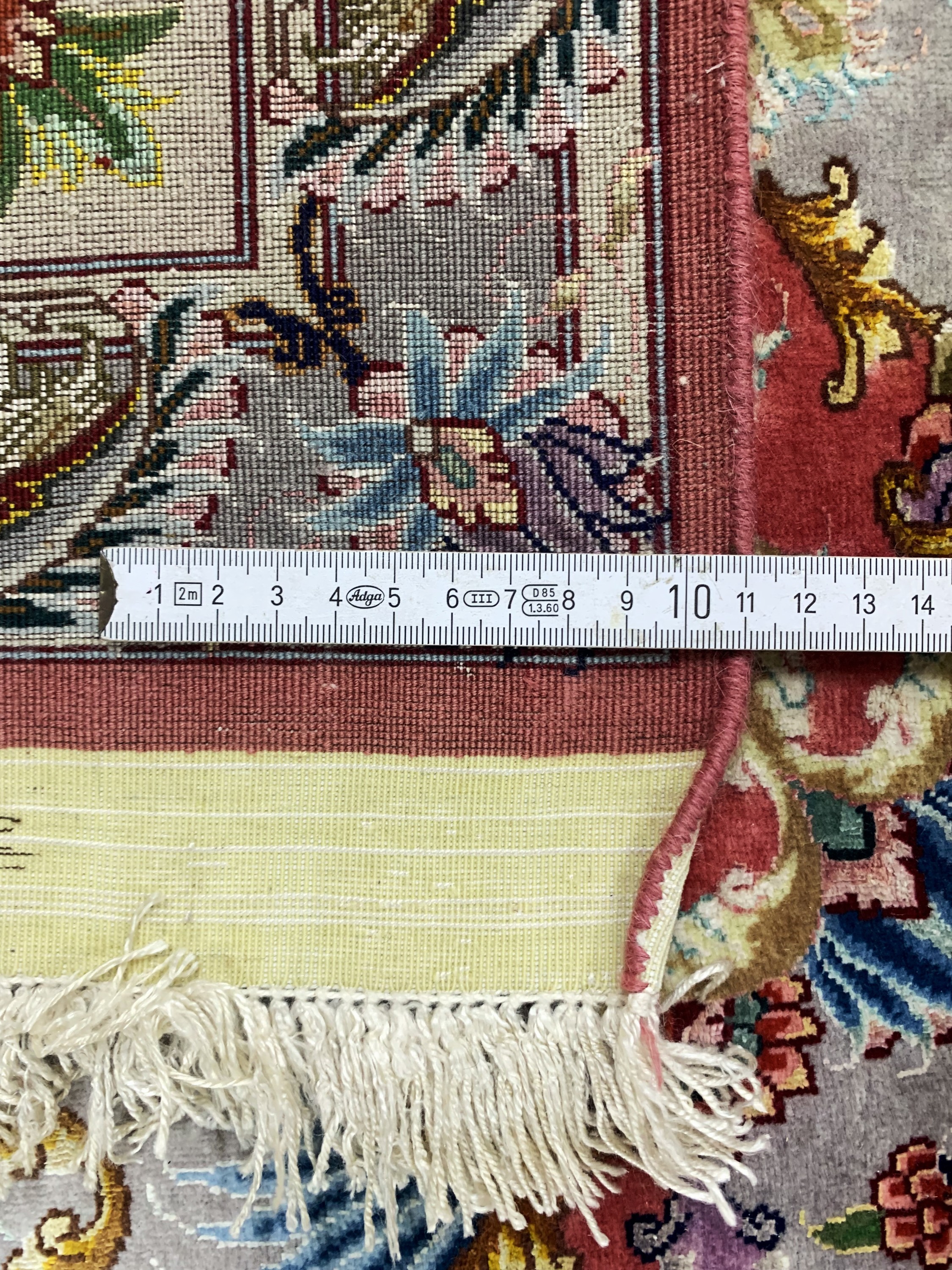 Detail i: Täbriz fein(60 Raj) Persien, signiert, Mitte 20.Jhd, Korkwolle mit und auf Seide, ca.308 x 188 cm, ca. 640.000 Kn/qm, gereinigt, EHZ: 1-2