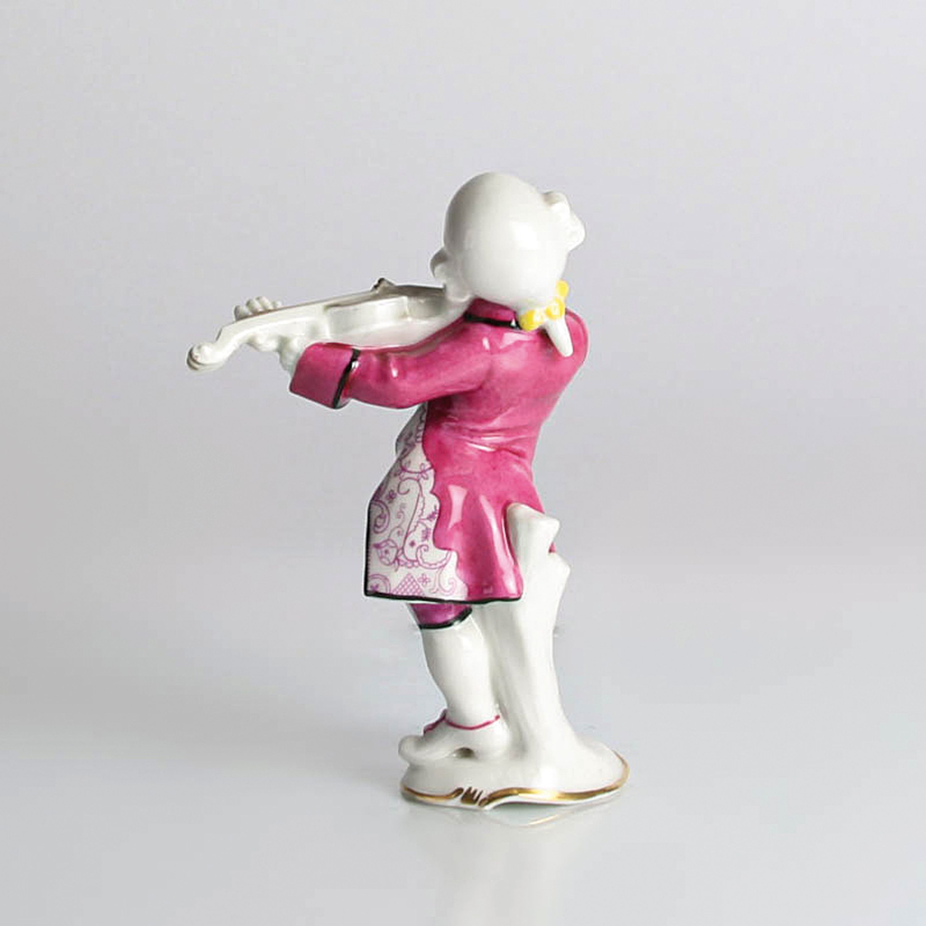 Detail c: Porzellanfigur Violinist, Hutschenreuther, Kunstabteilung Selb, Entw. Karl Himmelstoß, 20.Jh., Porzellan, farbig und goldstaffiert, H. 14 cm