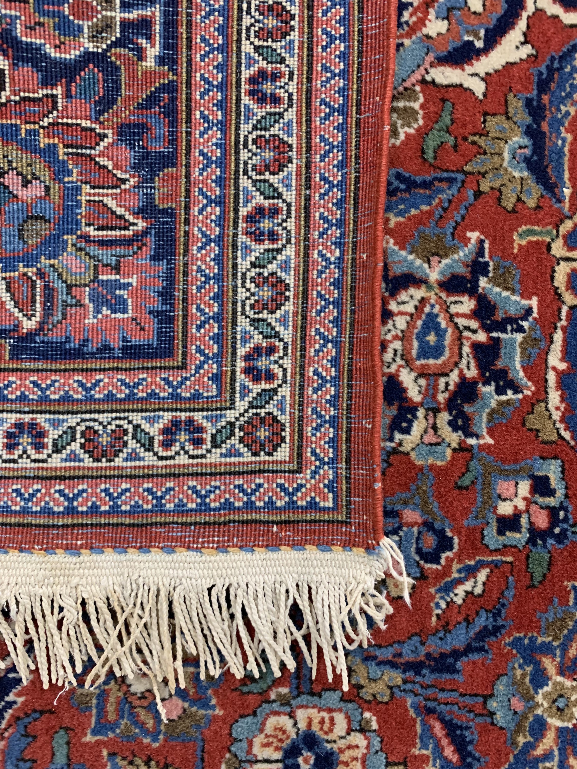 Detail e: Keschan Kork fein, Persien, Anfang 20.Jhd, Korkwolle auf Baumwolle, ca. 212 x 135 cm, EHZ: 2(kleine Mottenfraß Stellen).