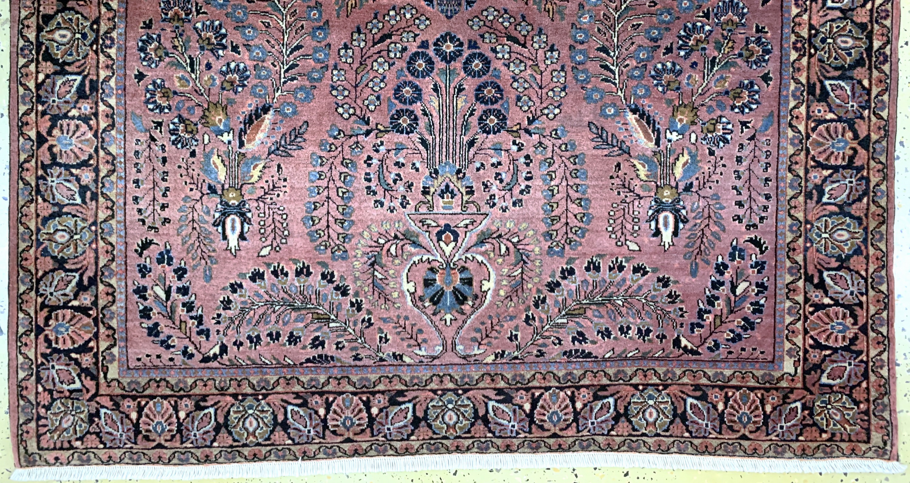 Detail c: Us Re-Import Sarogh antik, Persien, um 1900, Wolle auf Baumwolle, ca. 200 x 125 cm, gereinigt, EHZ: 2-3, (Fransen erneuert)