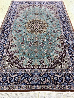 26908290d - Esfahan fein, Persien, Mitte 20.Jhd, Korkwolle auf Seide, ca. 175 x 113 cm, ...