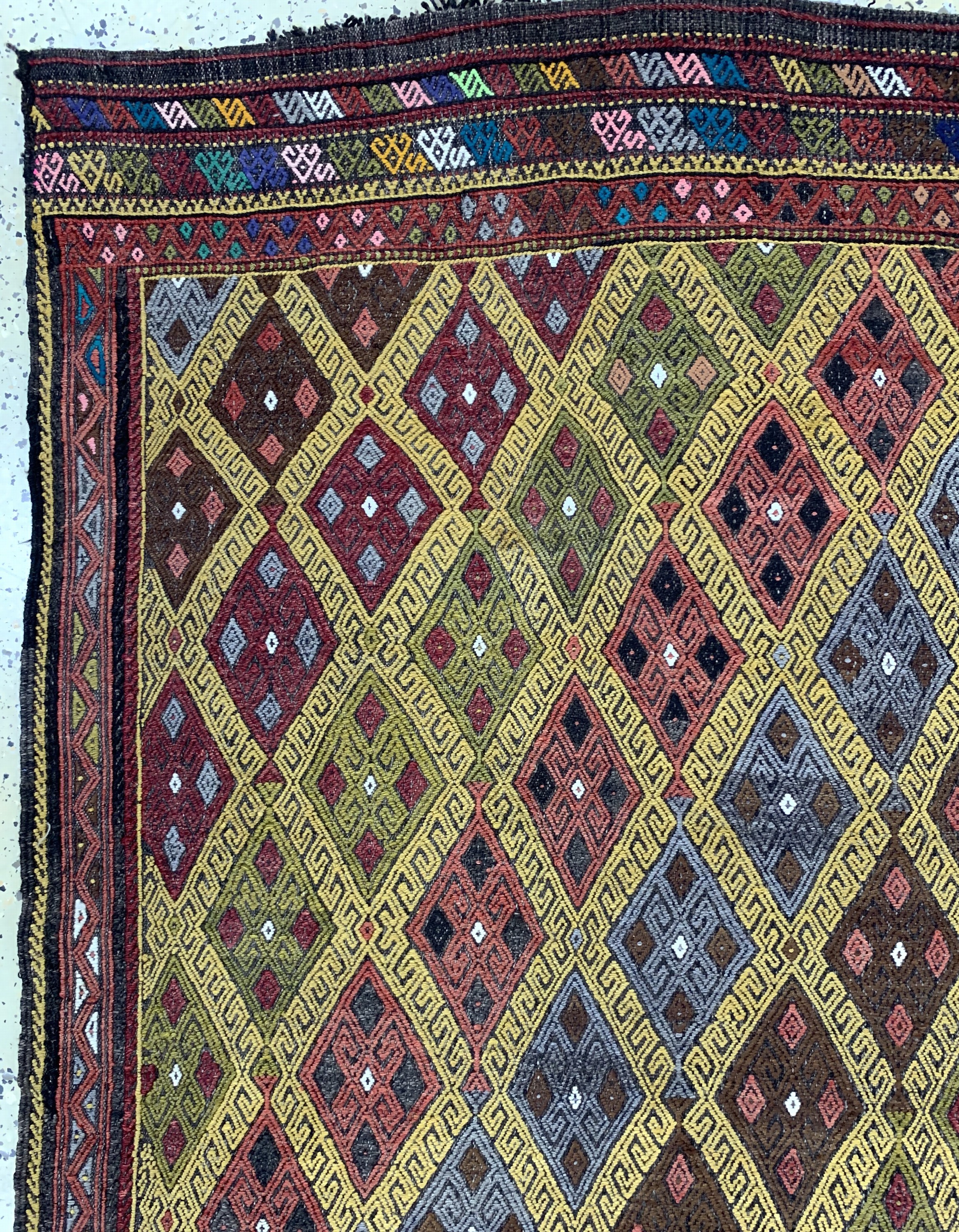 Detail c: Cicim alt, Türkei, Mitte 20.Jhd, Wolle auf Wolle, ca. 270 x 190 cm, EHZ: 2, (kleine Reparaturen)