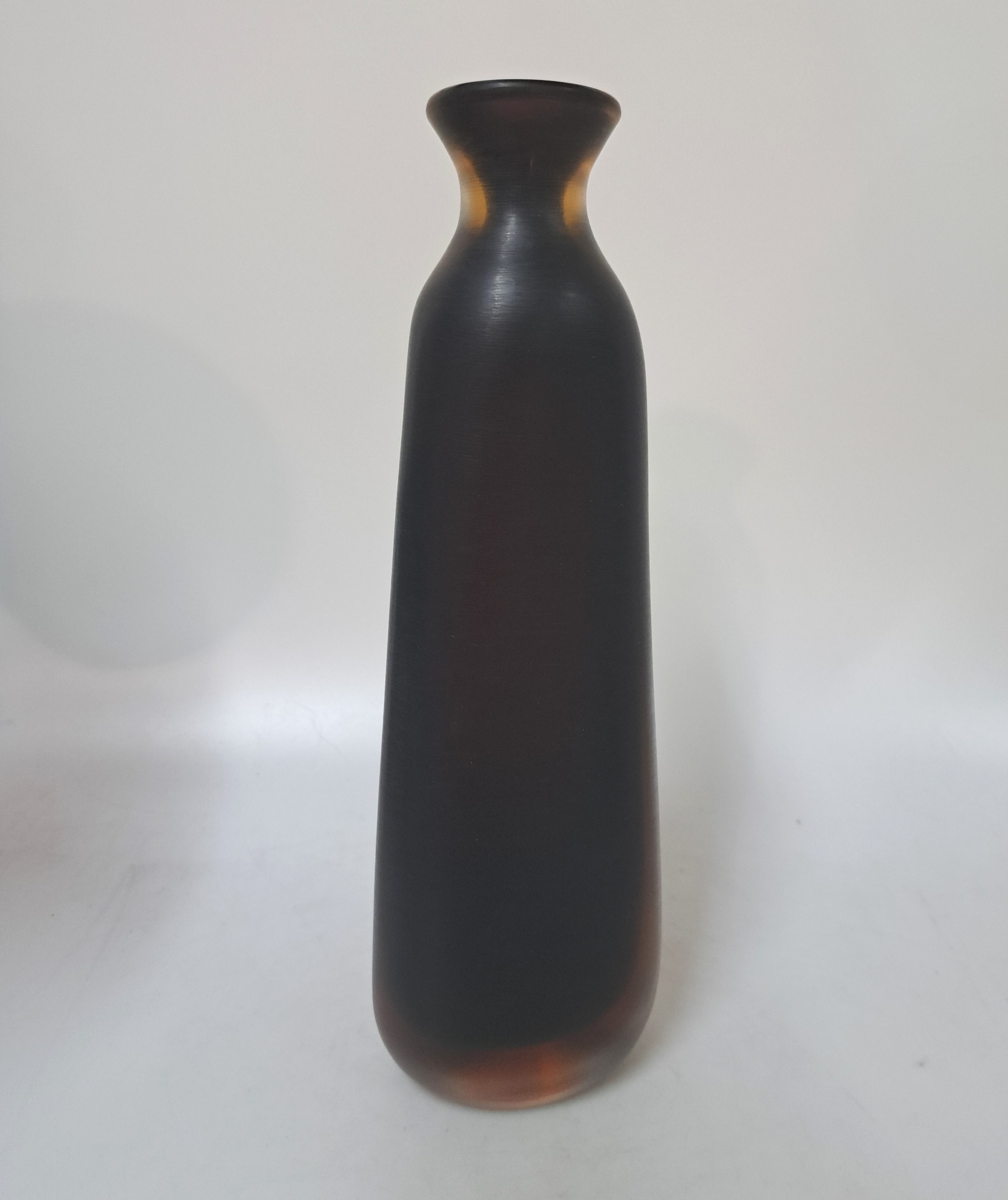 Detail a: Vase, Venini Murano, sommerso braun und bernsteinfarben, signiert und dat. 2012, H. ca. 31cm
