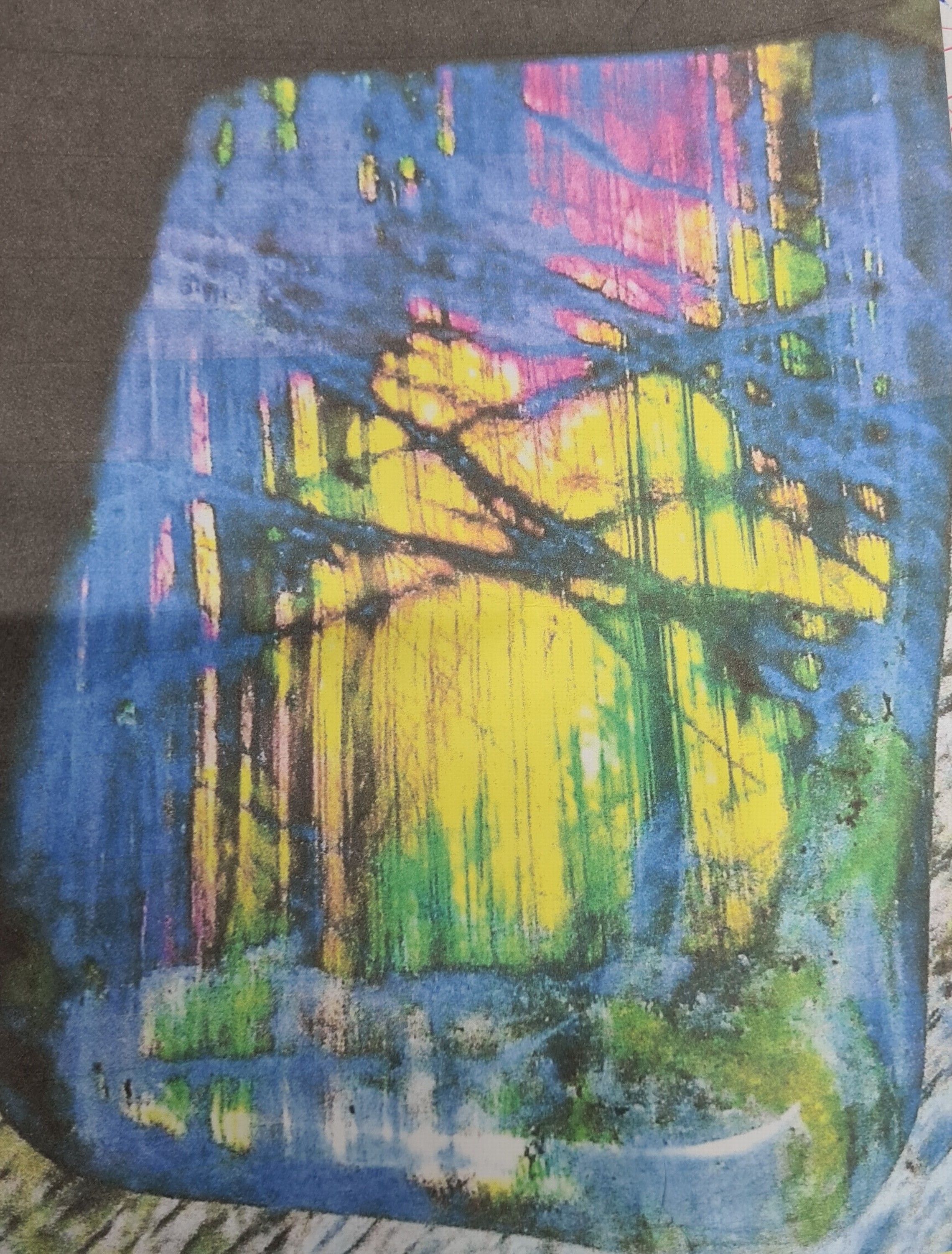 Detail a: Seltener Labradorit in den Farben Opal, Gold, Violett und Rosa, Madagaskar, eine andere Seite ist in Türkis u. Pink gestreift, seltenes Exemplar von ...